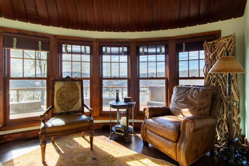 Exclusive High End Candlewood Lake retreat, photo 33