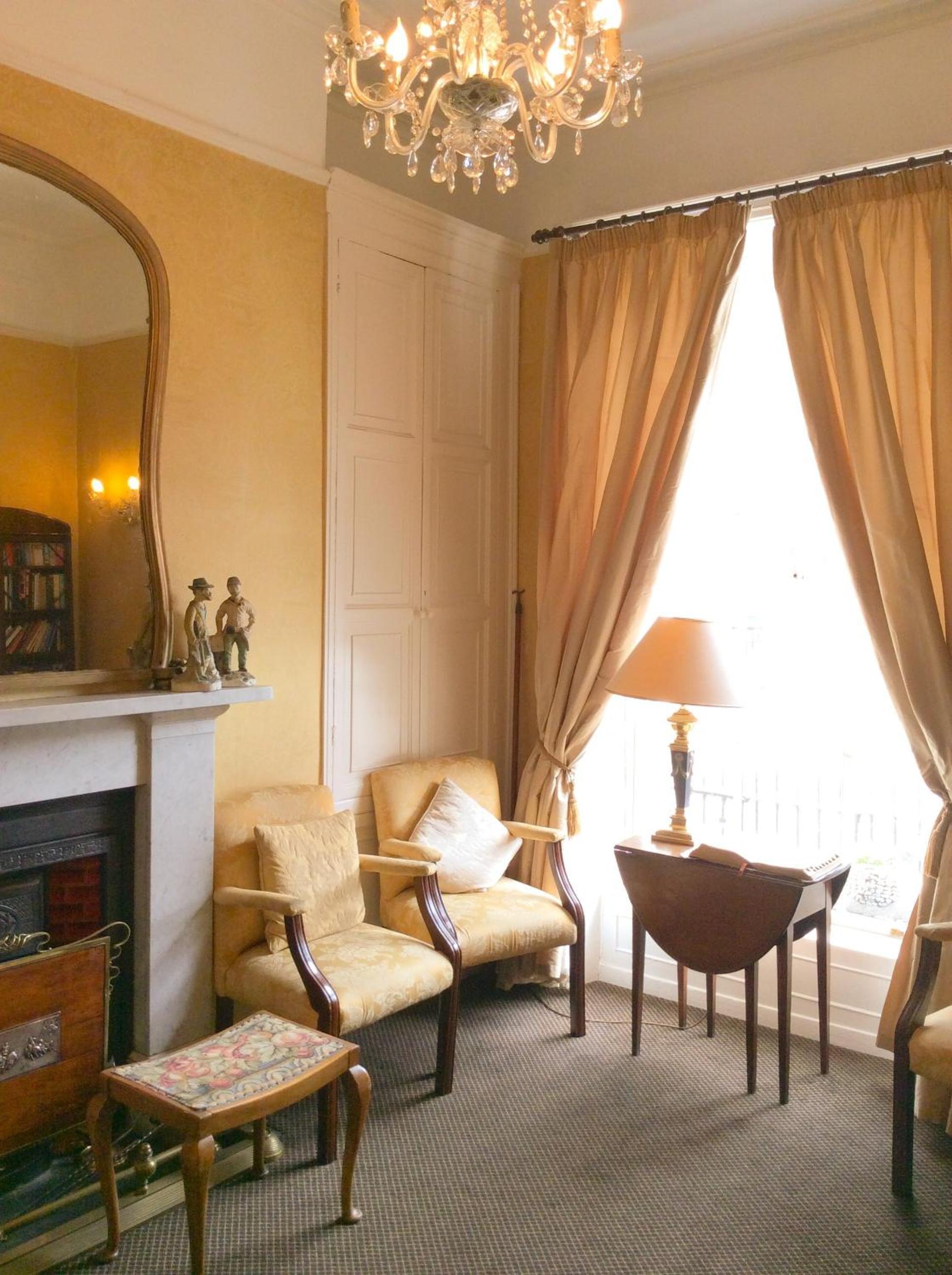 Harveys Guest House