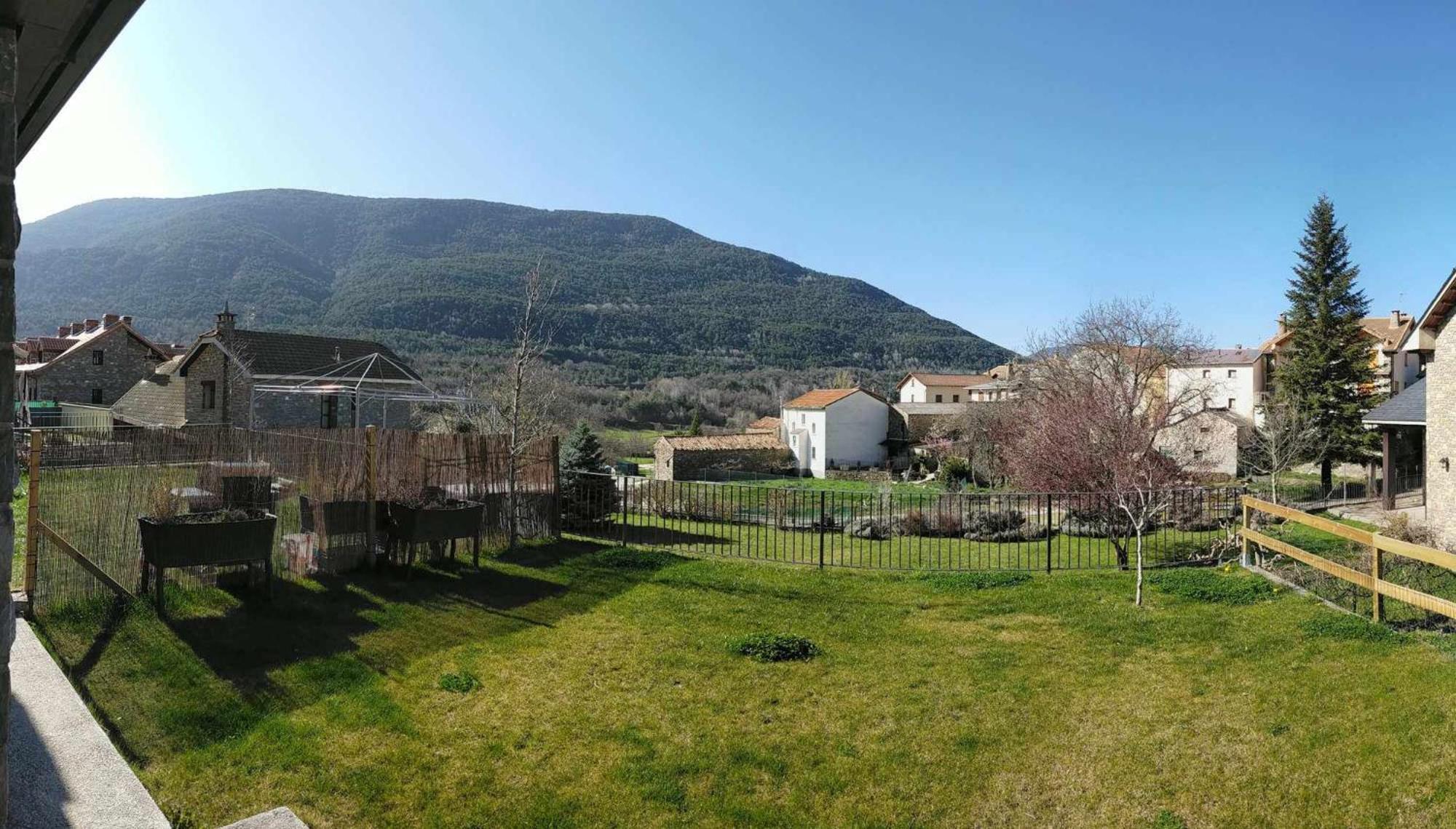 Casa Cotefablo. Alojamiento Ara (Gavin, Biescas) view 2