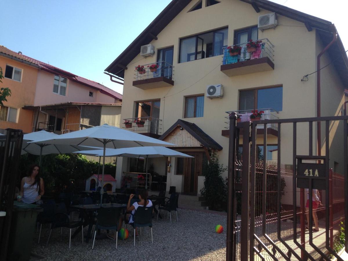 Hotel Pensiunea Casa Firu - Image 1