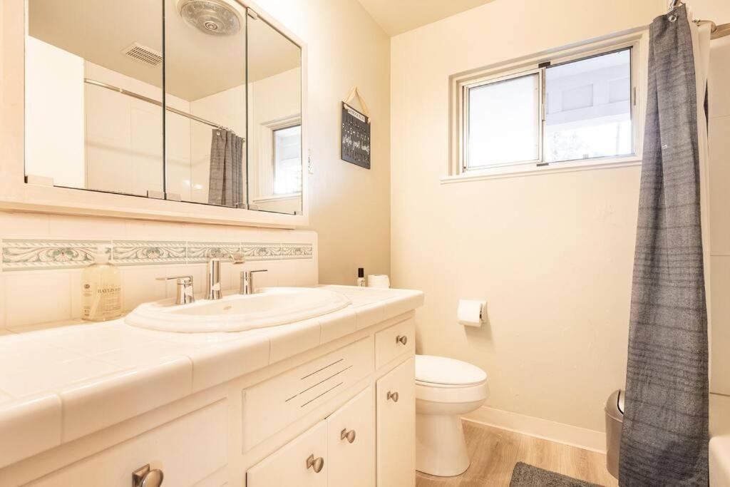 Yuba City Vacations - Misha's HunnHaven - Property Image 5