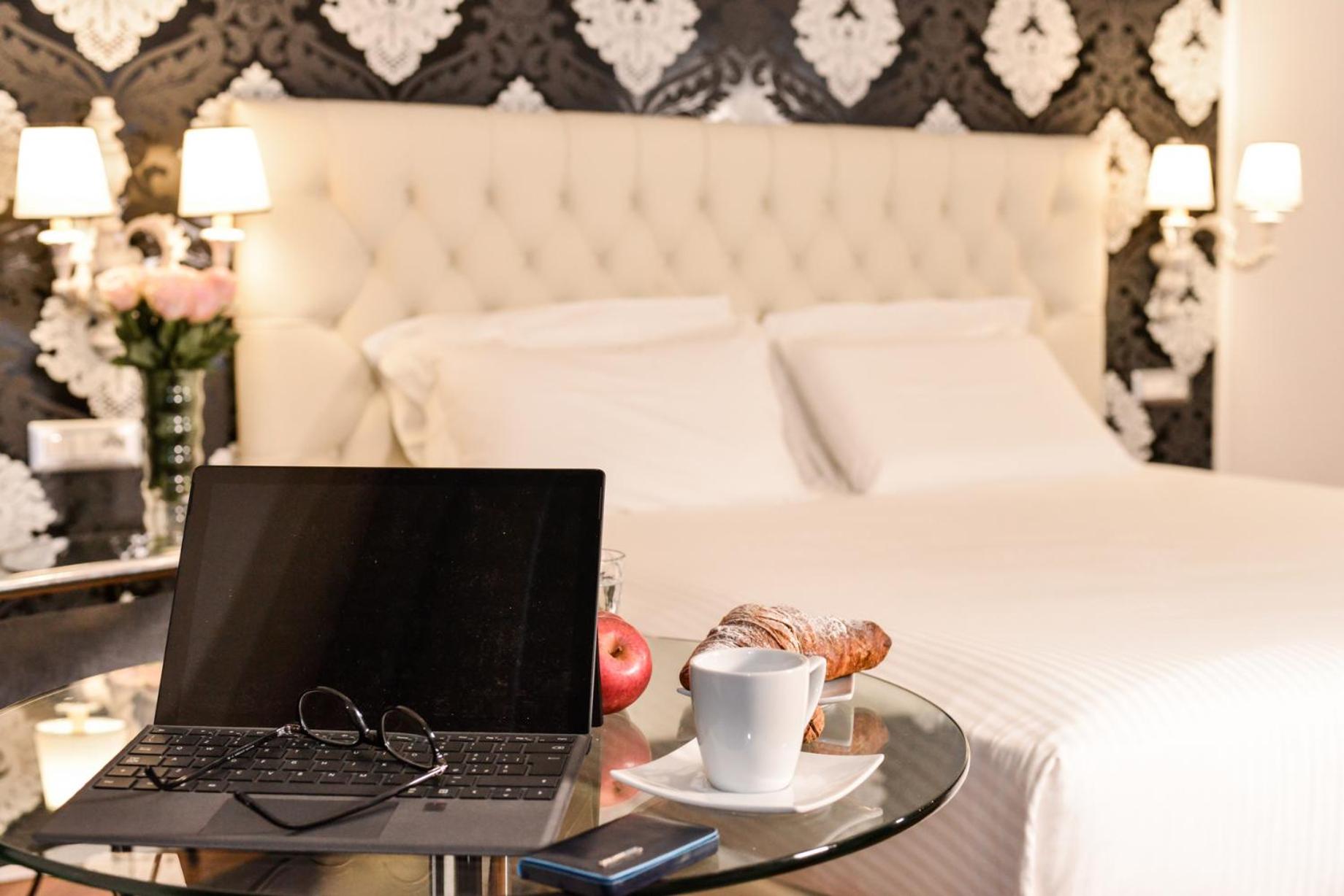 NAVONA VITA SUITES