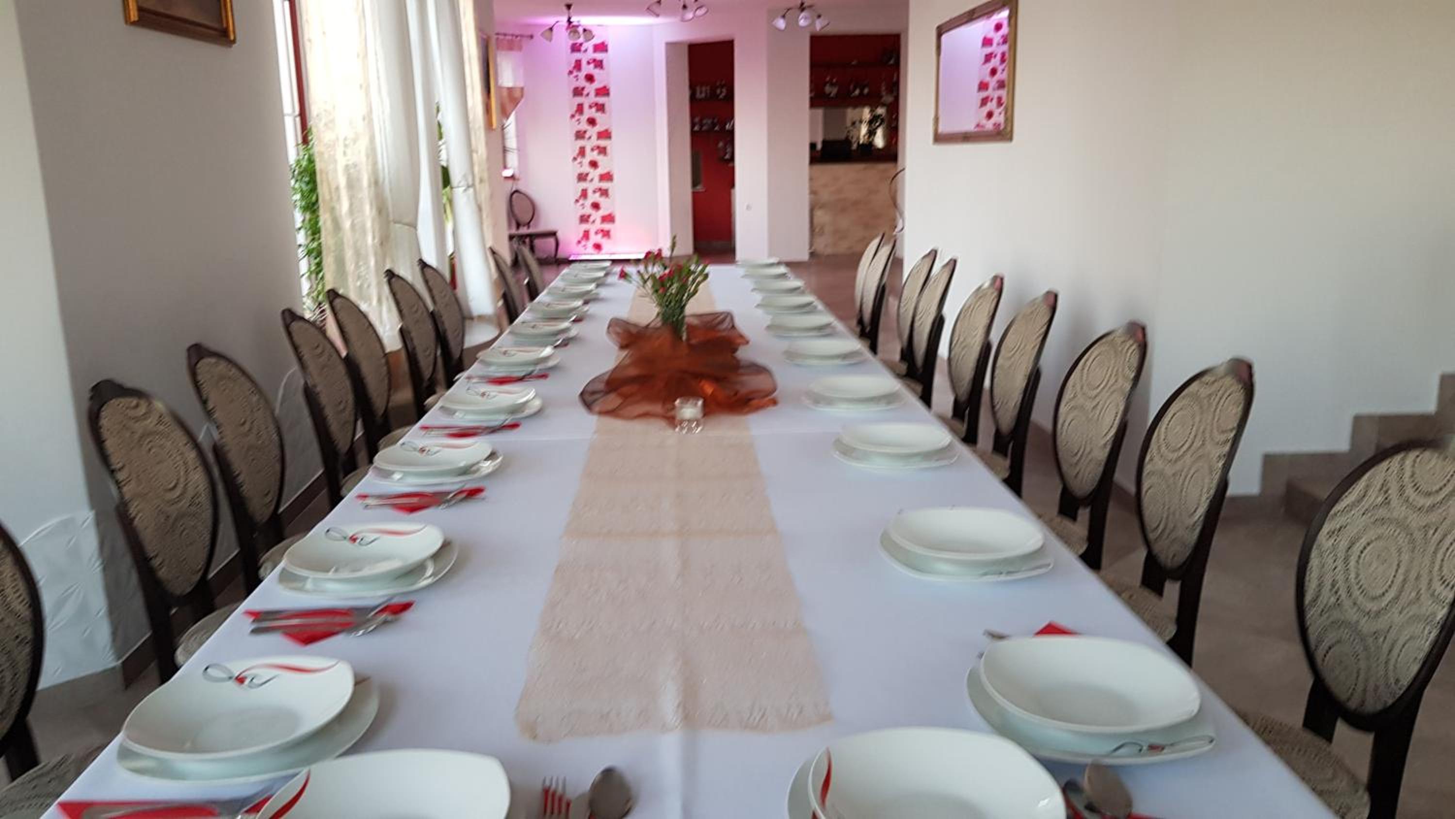 banquet hall