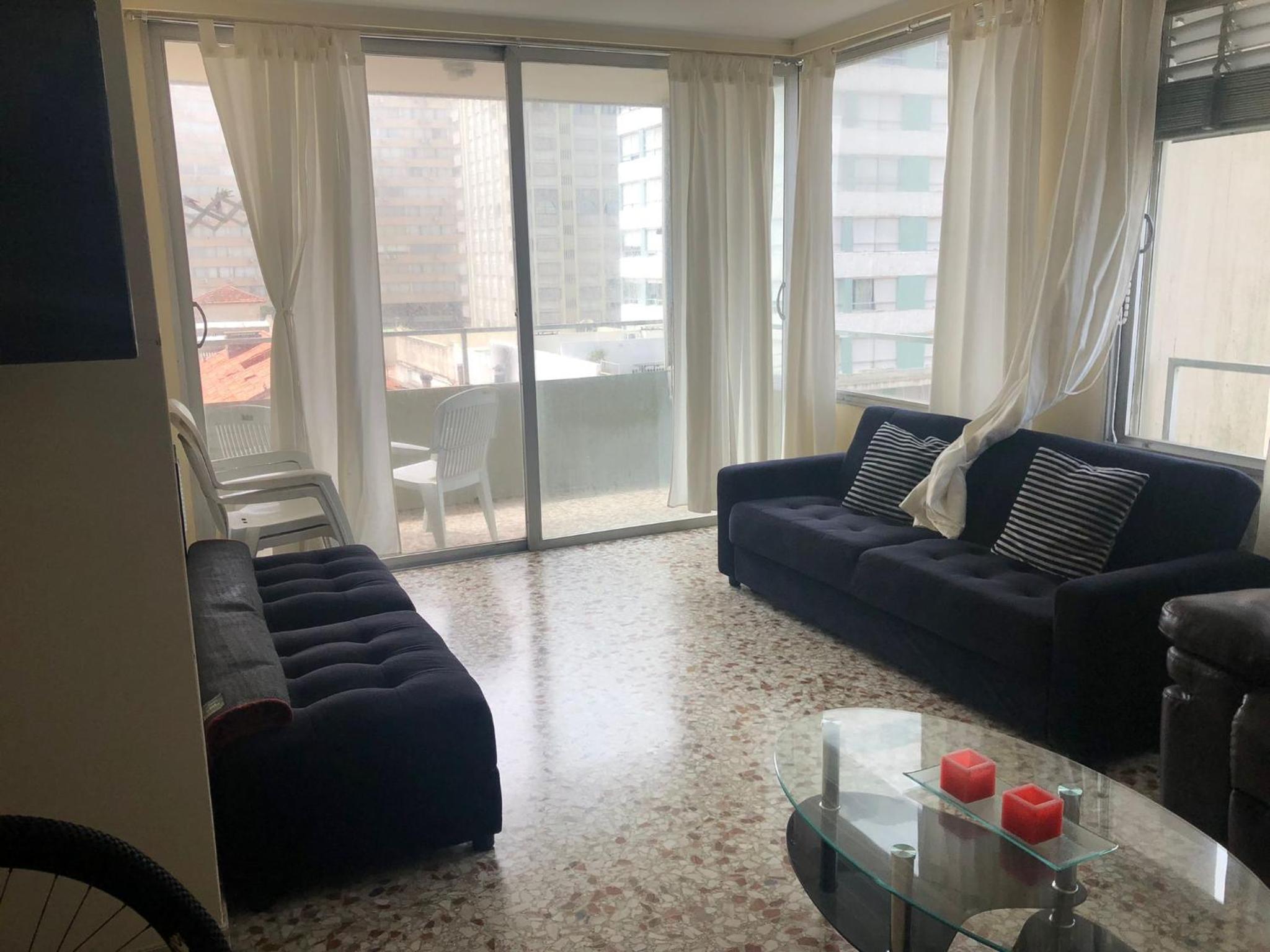 DEPARTAMENTO APOLO PUNTA DEL ESTE DEPTO 201 SEGUNDO PISO sobre CALLE PRINCIPAL GORLERO