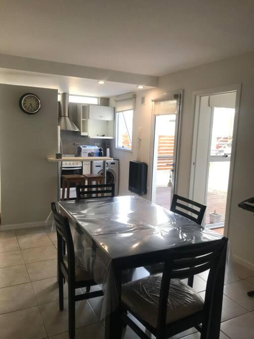 Hermoso departamento 2 amb.Zona pinos de anchorena