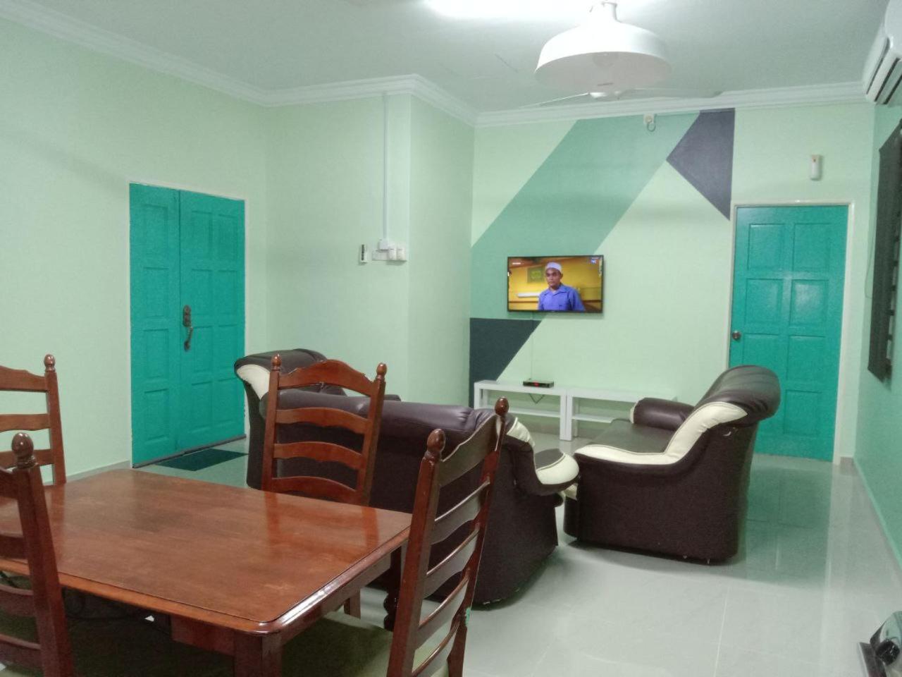 D'Merbok Homestay photo 2
