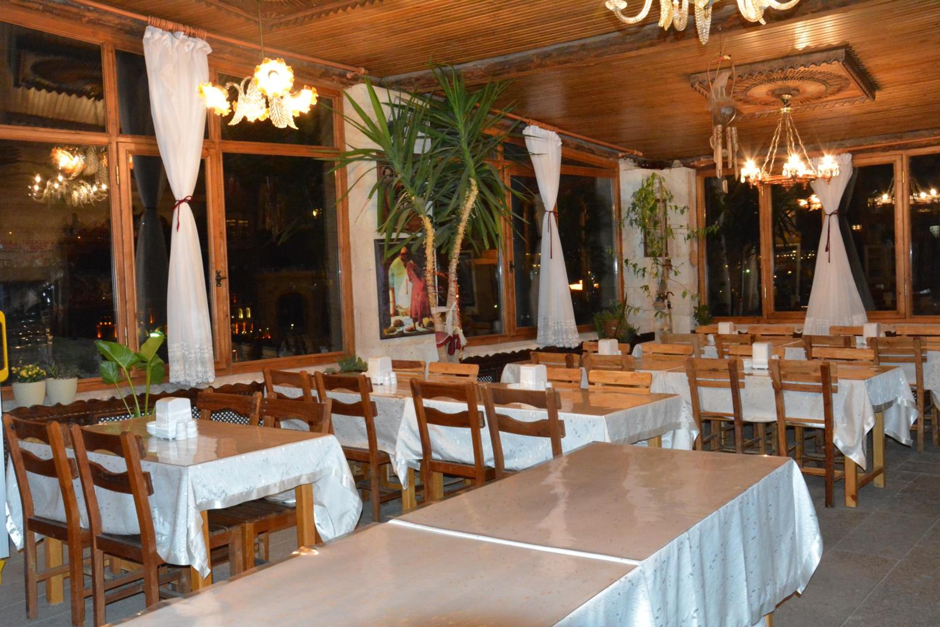 Travel Inn Cave Hotel - Image 13