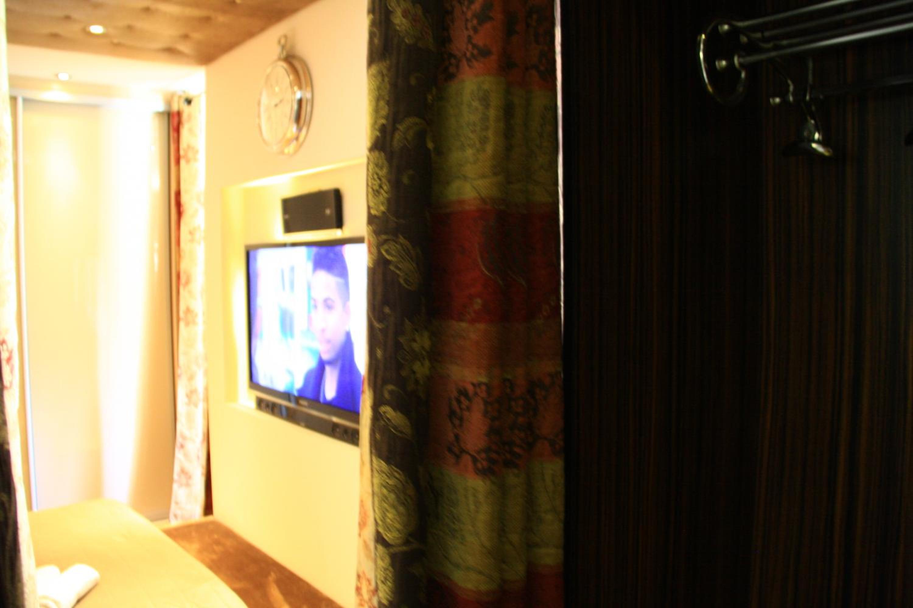 Photo 42