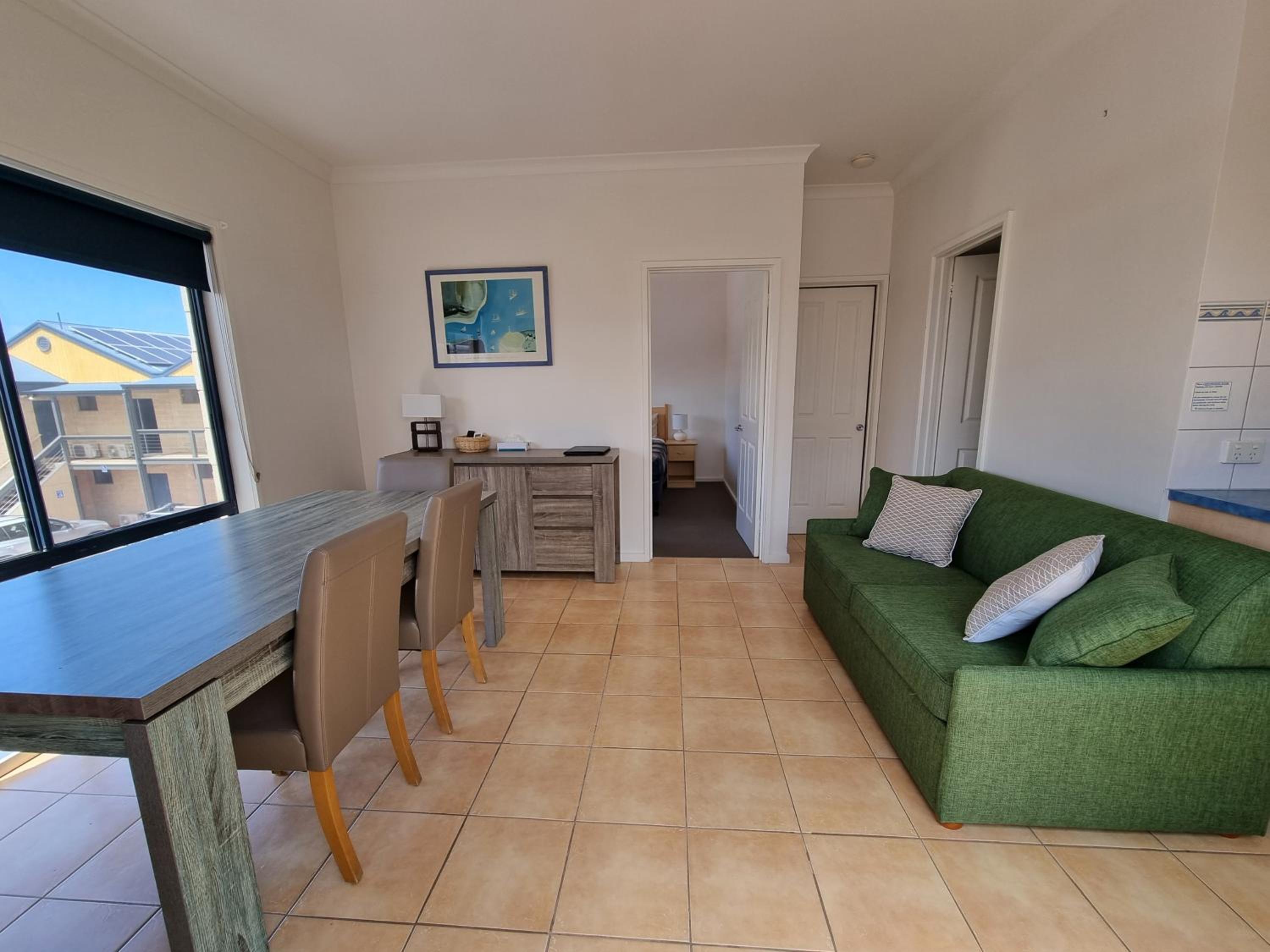 Seaview Motel & Apartments