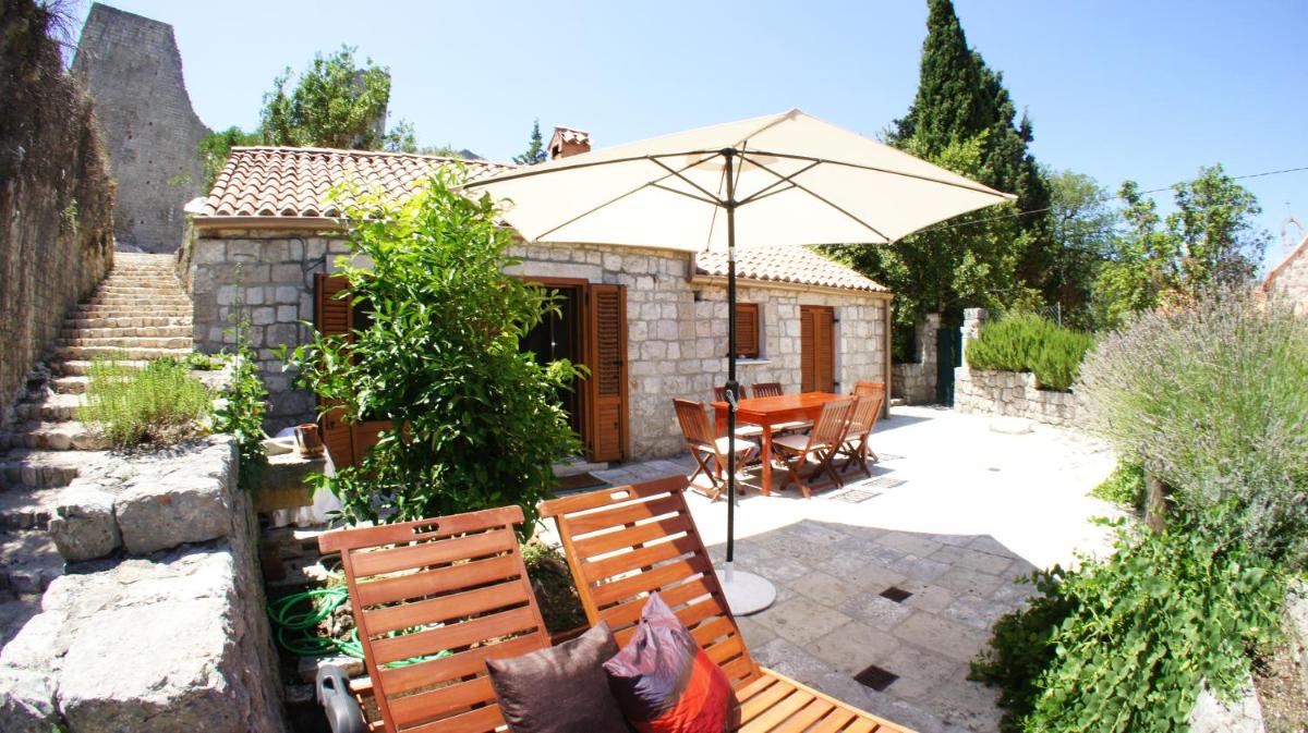 Hotel Holiday home Korta - Image 1