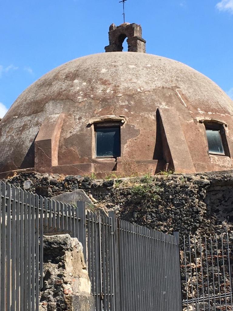 Casa Ega e La Rotonda: bellissimi monovani nel cuore di Catania view 3