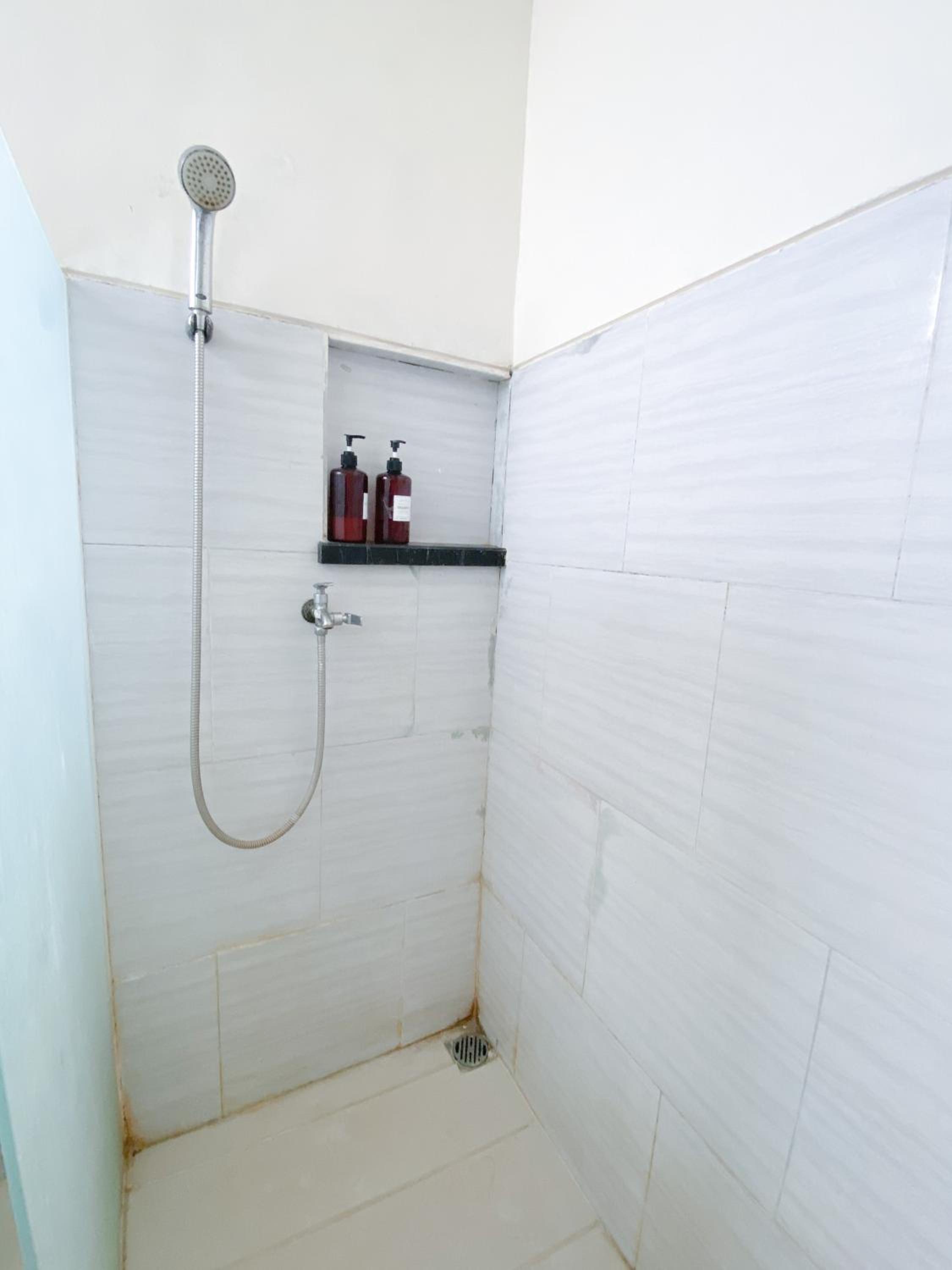 Surabaya Homey near Juanda Airport Syariah, Sedati - 21