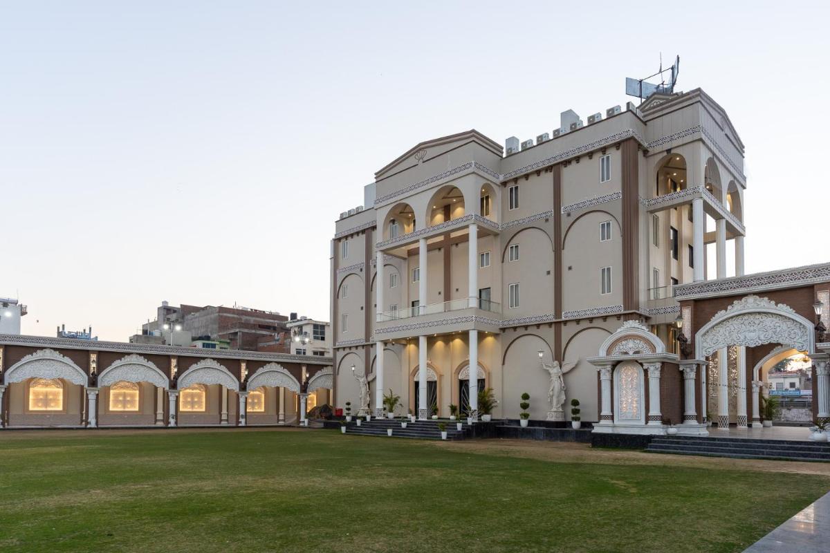 hotel building