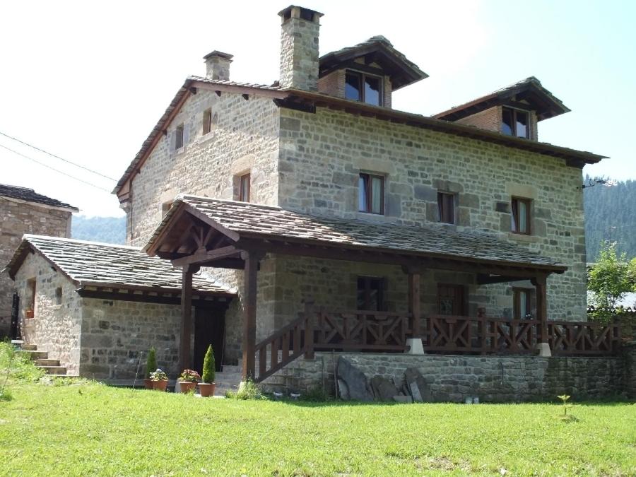Photo 11
