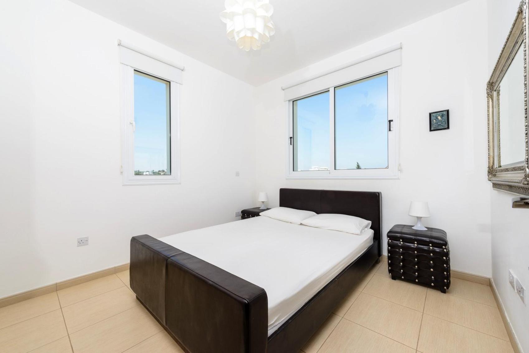 La Vita Villa #1