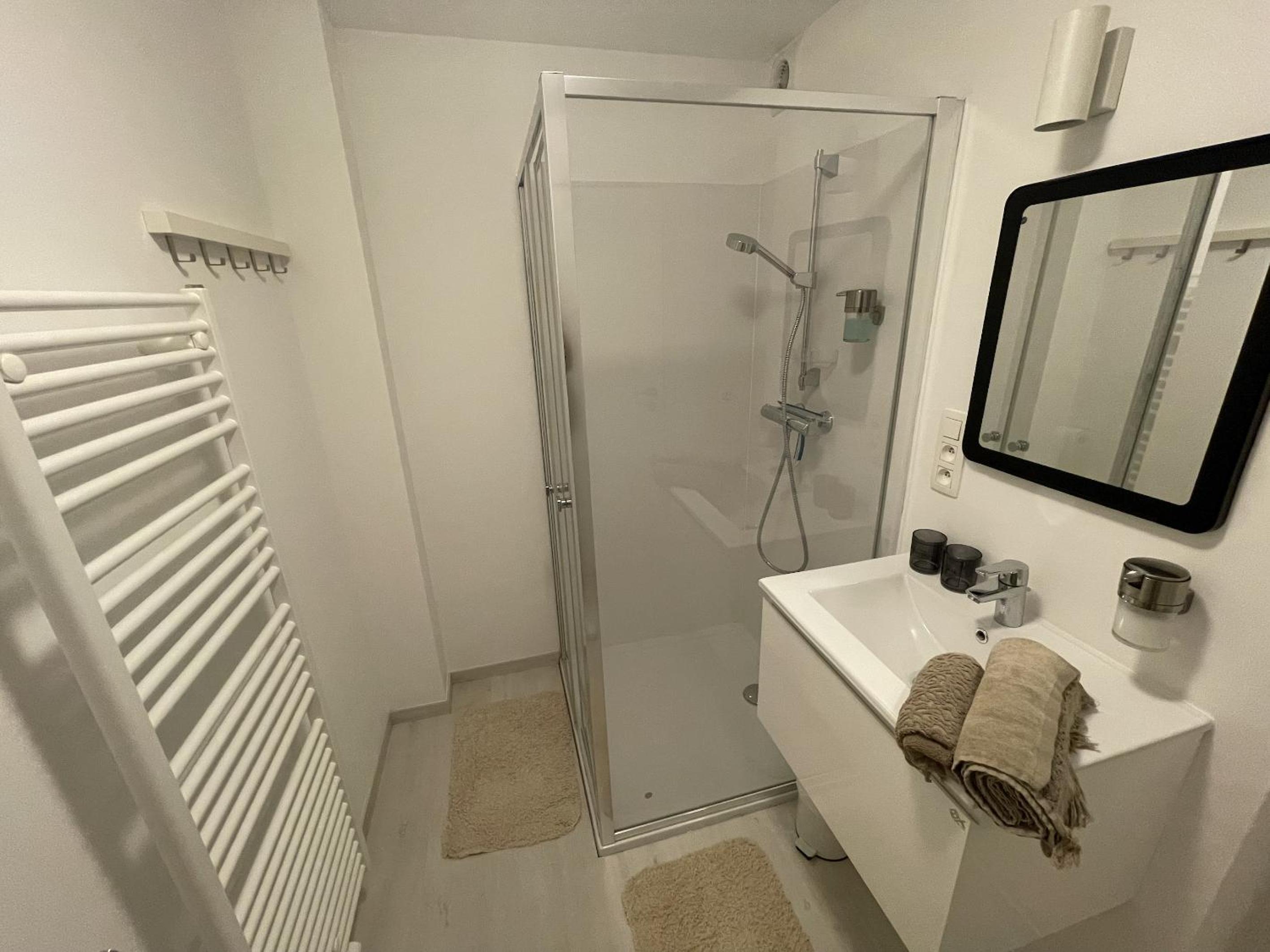 Le Relax by La Dame de Coeur - Logement zen urbain view 2