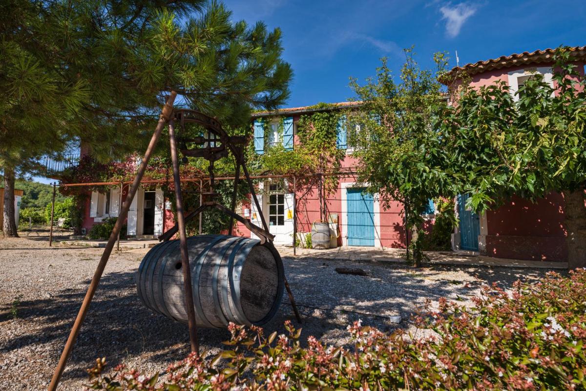 Domaine Les Terres de Saint-Hilaire view 3