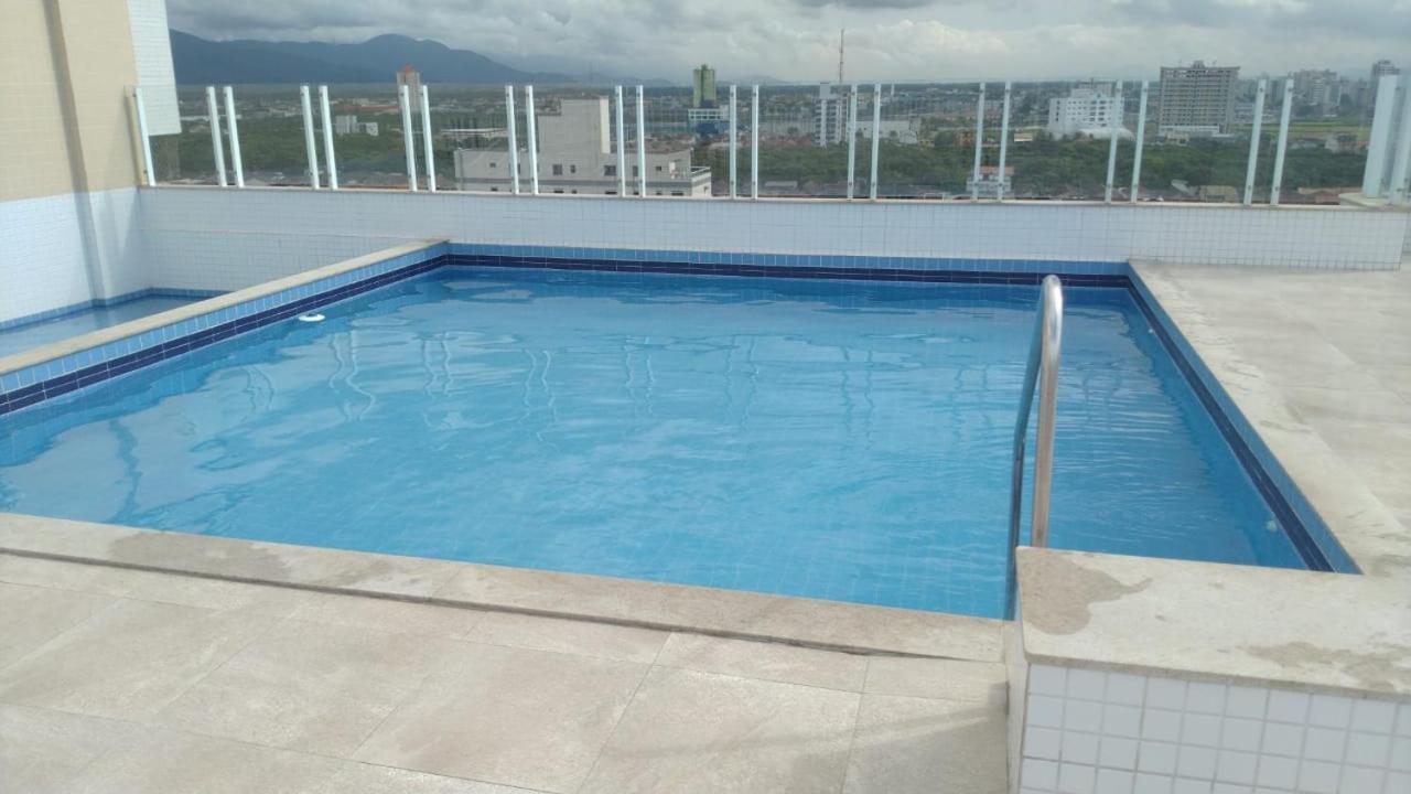 Frente pro mar apartamento completo