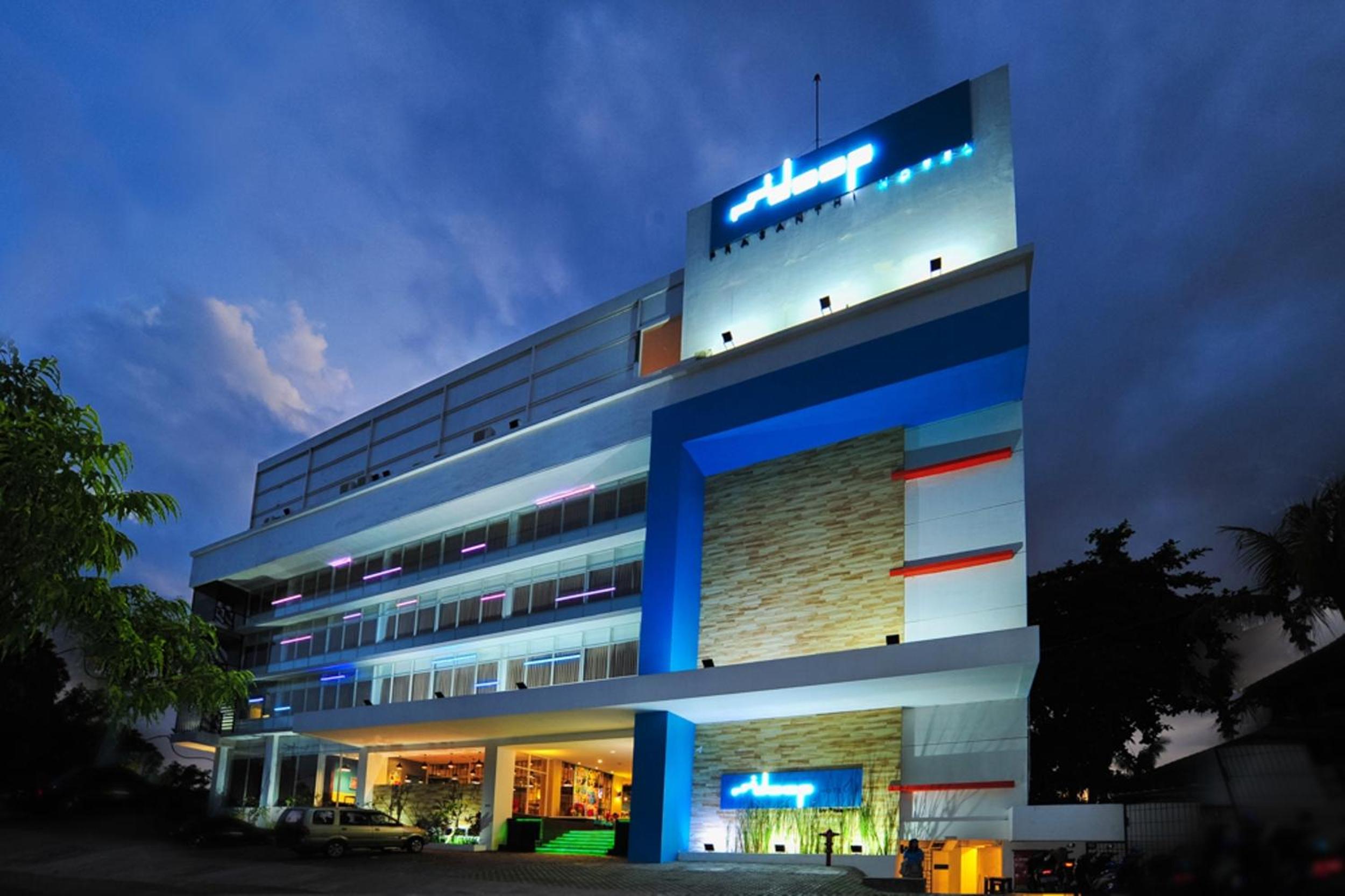 Idoop Hotel by Prasanthi - Image 1