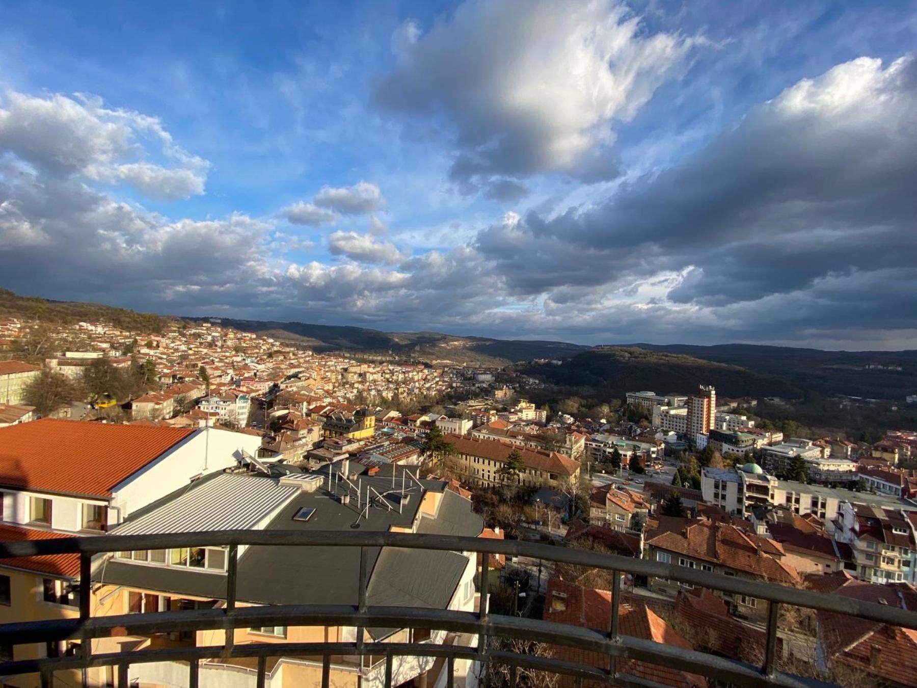 TOP SKY VIEW - Studio Panorama