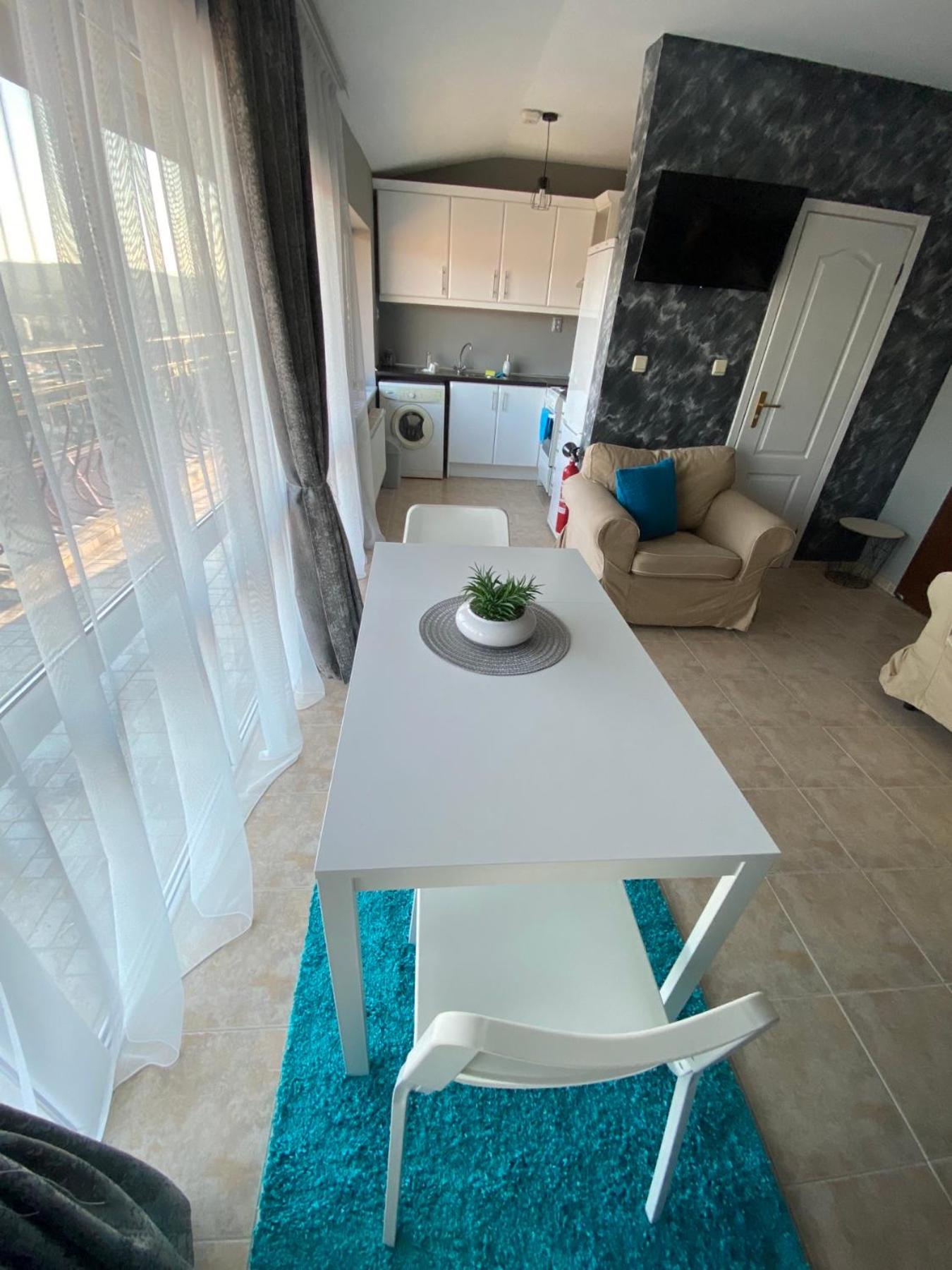 TOP SKY VIEW - Studio Panorama
