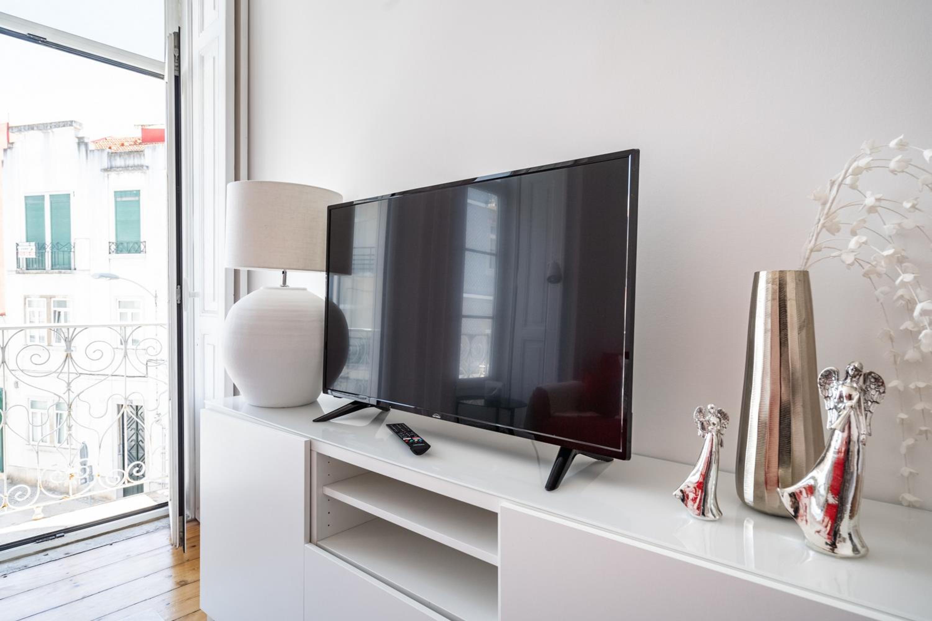 Akicity Campolide Apollo view 4