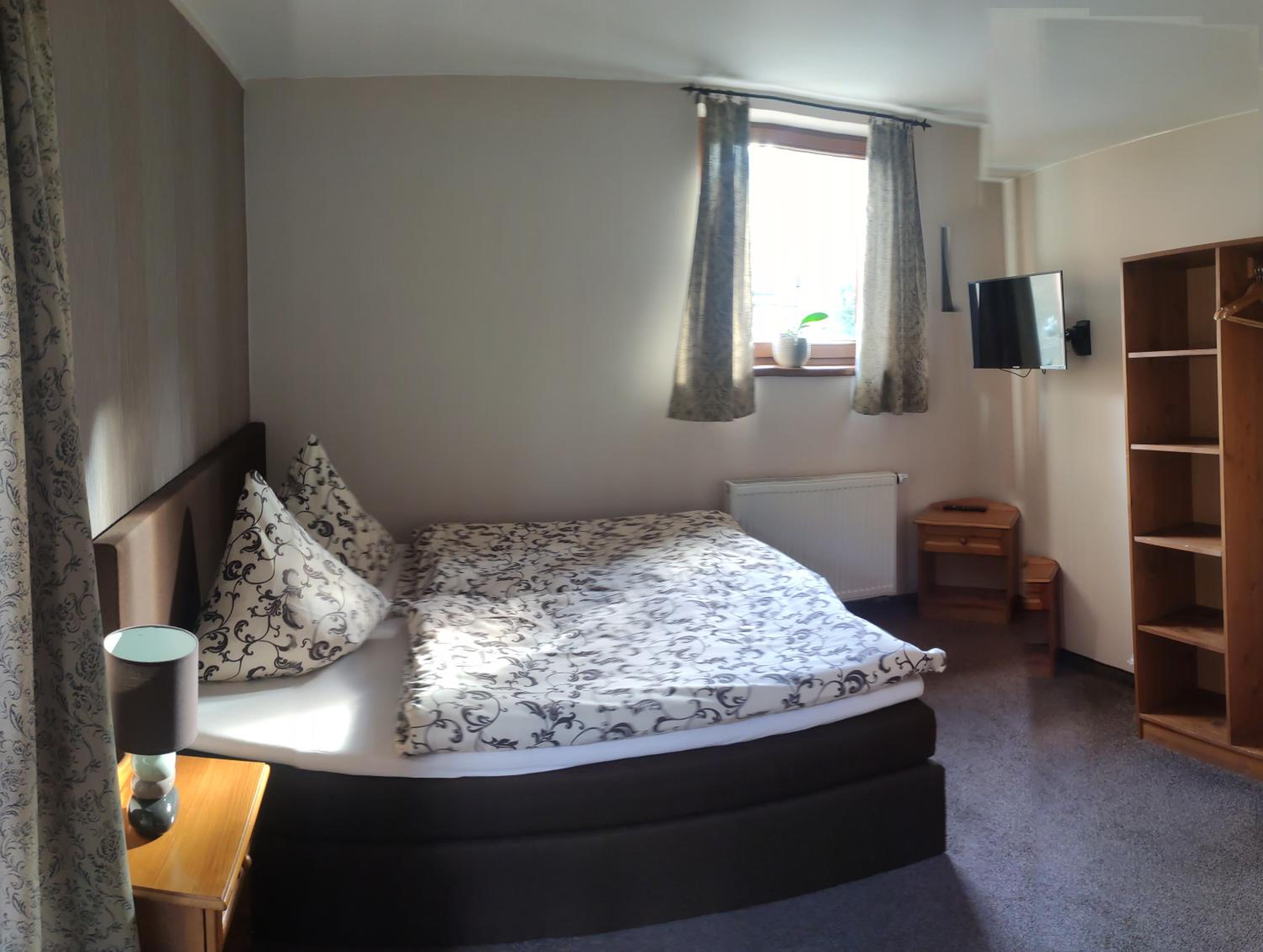 Photo 40