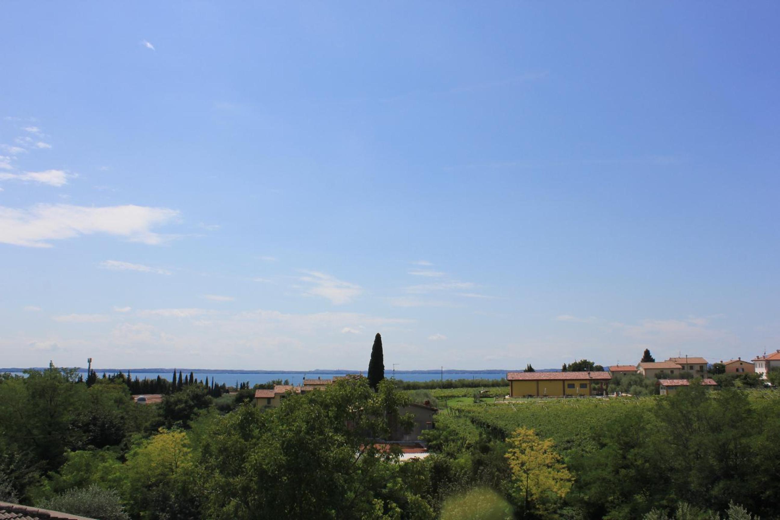 Villa Paradiso del Garda Belvedere view 2
