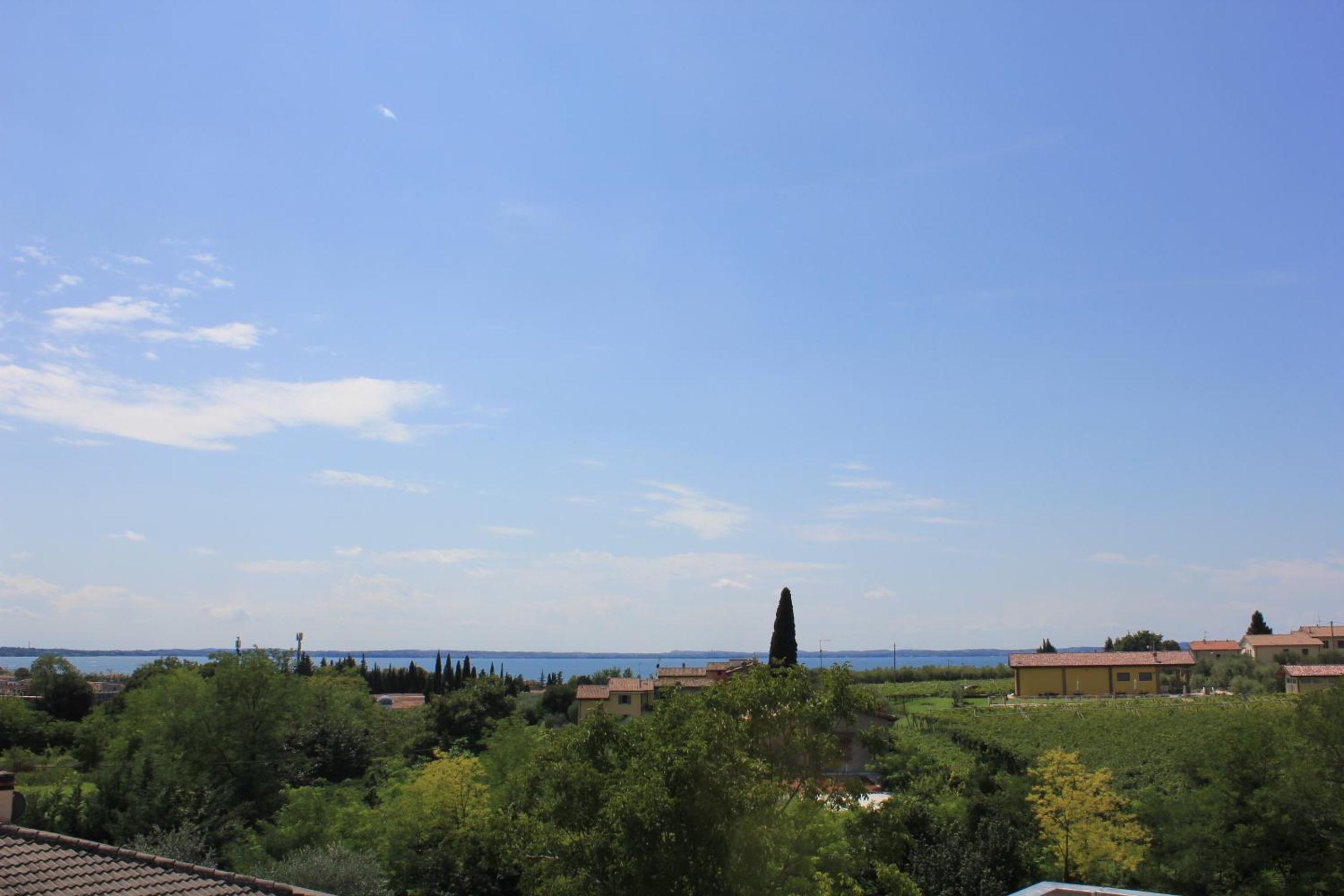 Villa Paradiso del Garda Belvedere view 3