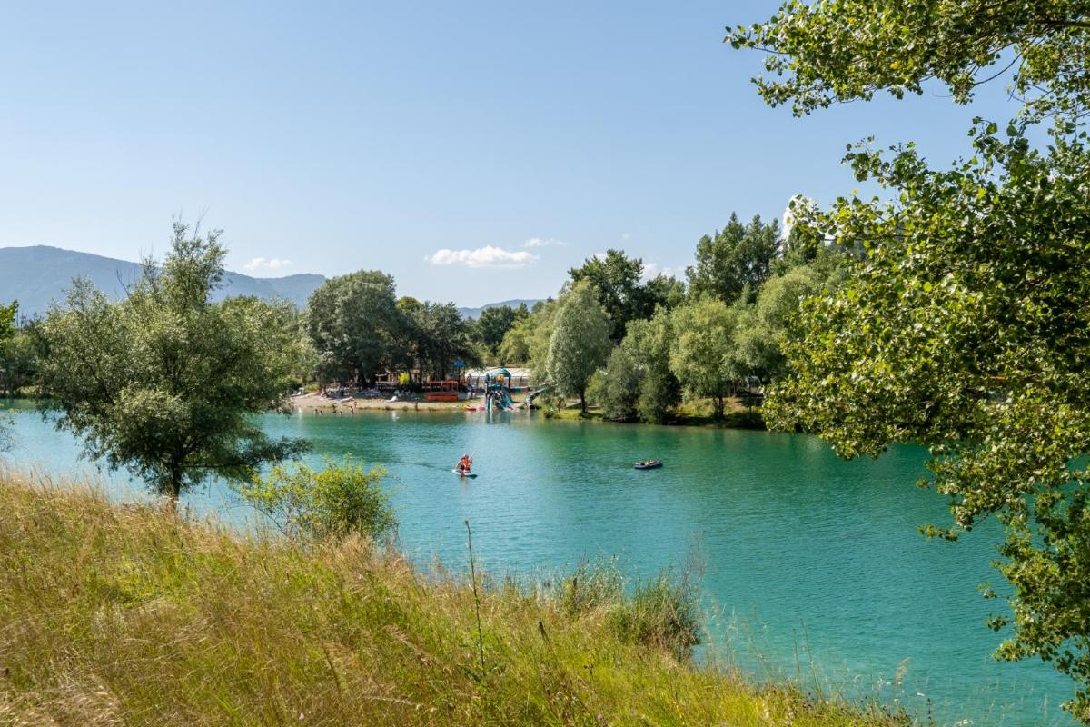 Camping Le Lac Bleu