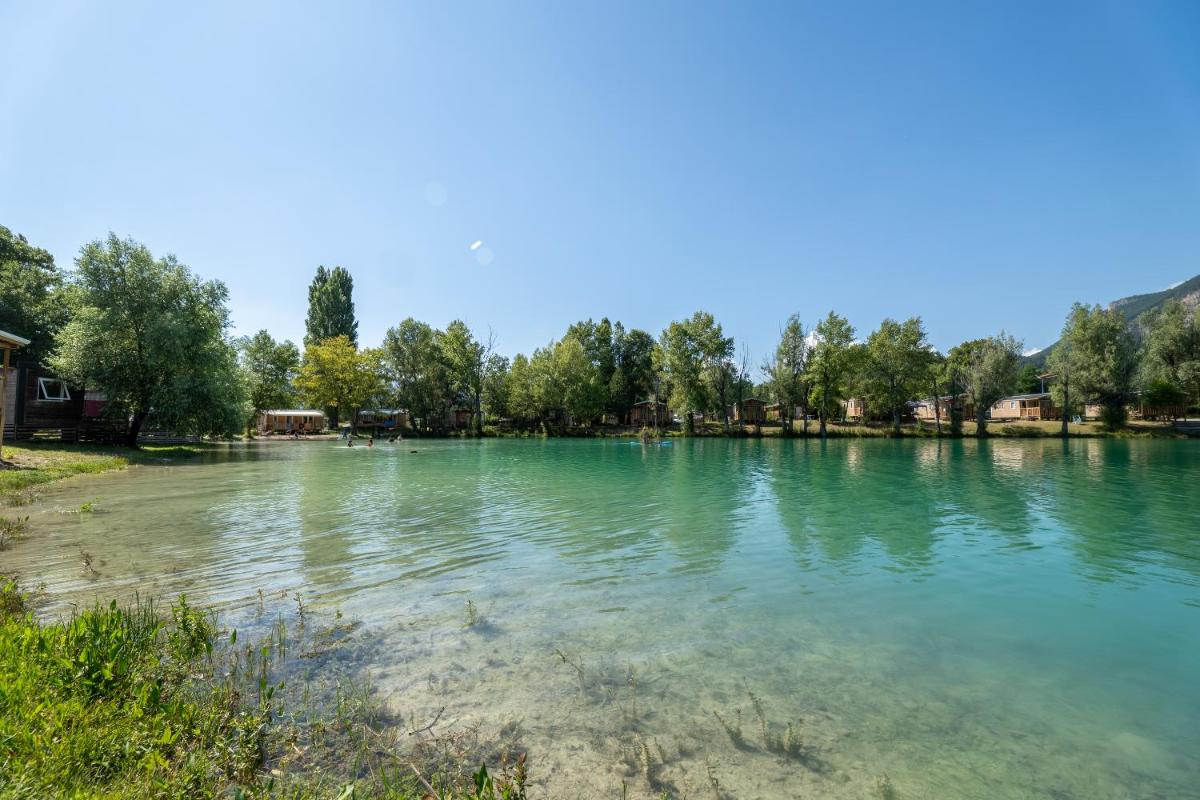 Camping Le Lac Bleu