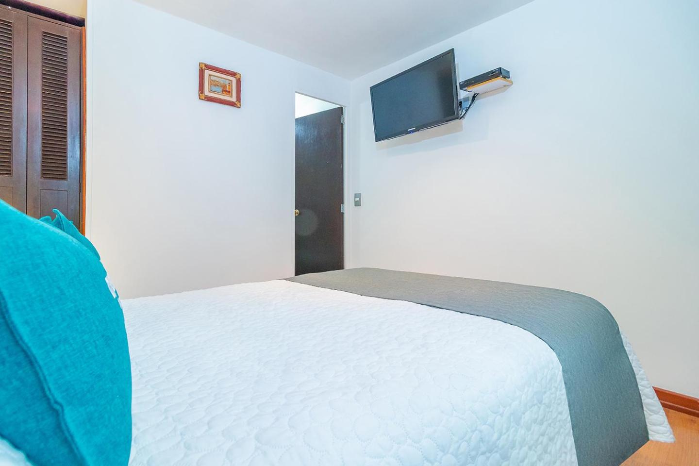 Hotel Bogota Alpes Castellana