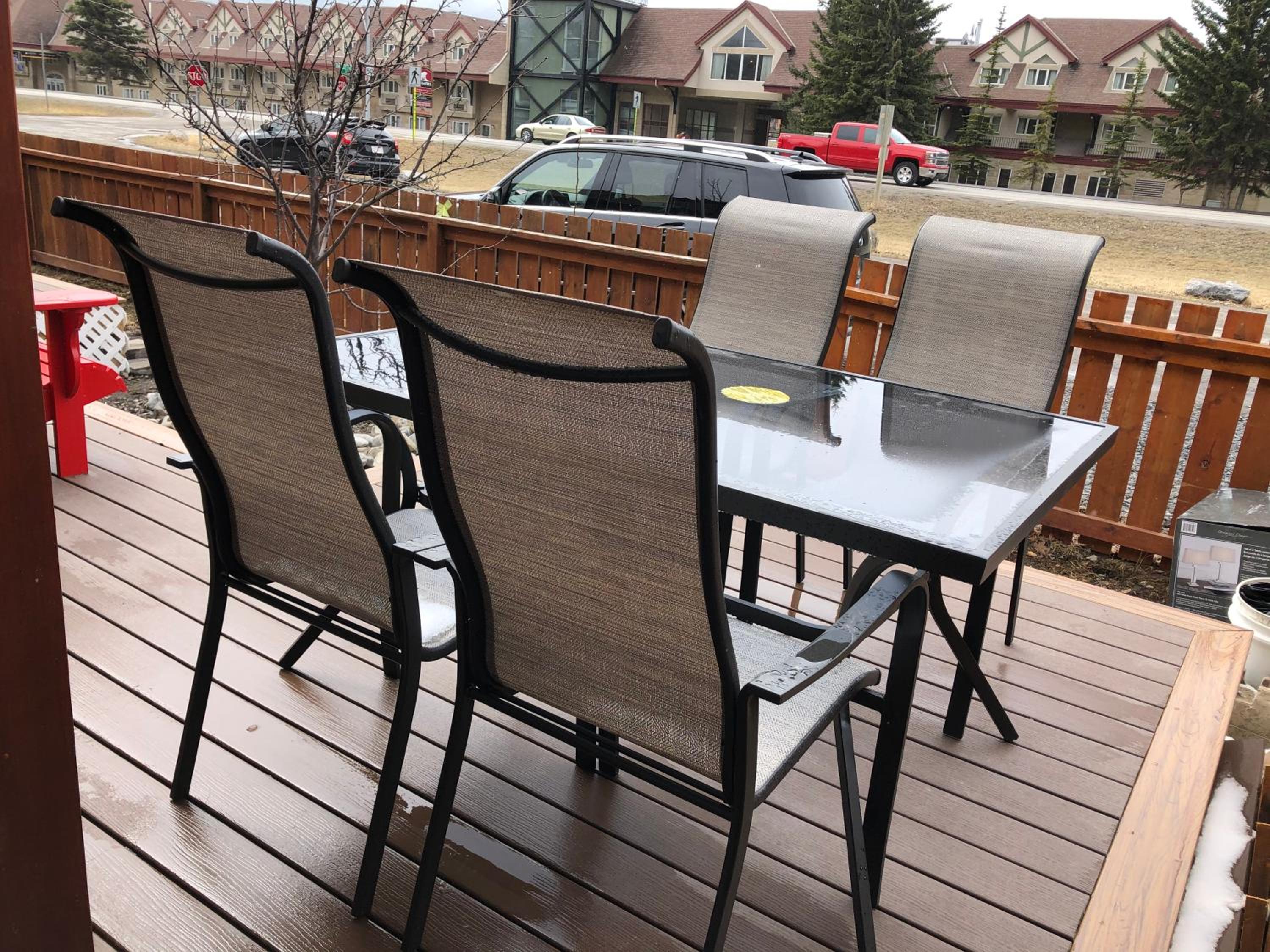 Mountain View Escape with Private Hot Tub & Patio