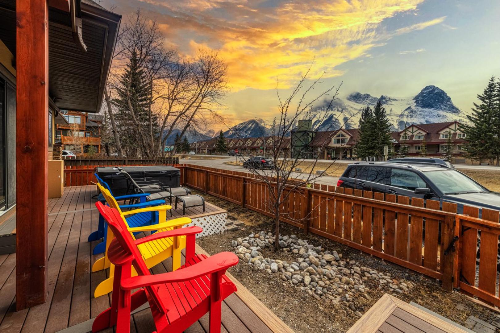 Mountain View Escape with Private Hot Tub & Patio