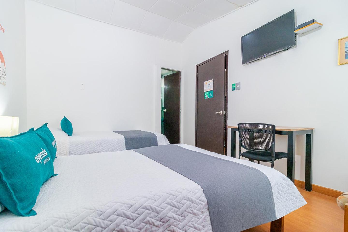 Hotel Bogota Alpes Castellana