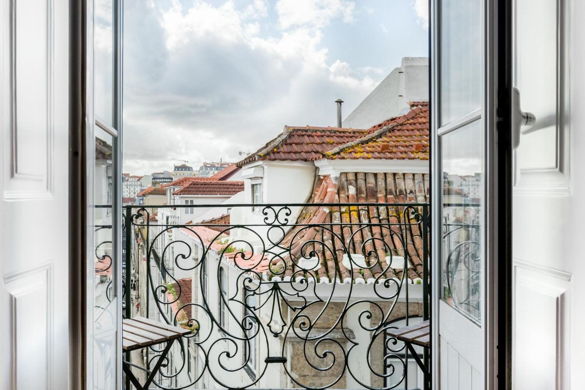 Baixa Heritage Apartments by Cathedral & Tram 28 by NestAtLisbon view 5