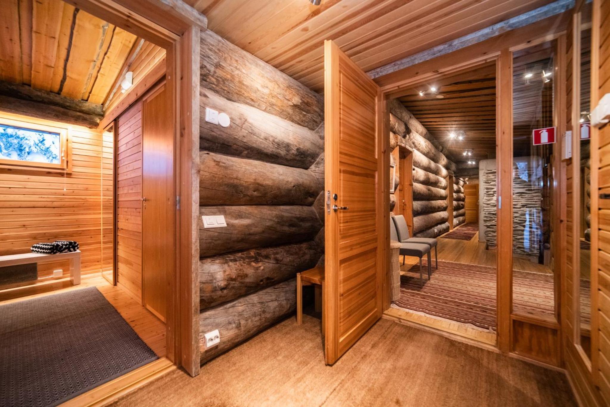 Keloruka 15 luxury lodge, 5 ensuite bedrooms, 250 m2, jacuzzi, 2 x ski pass view 5