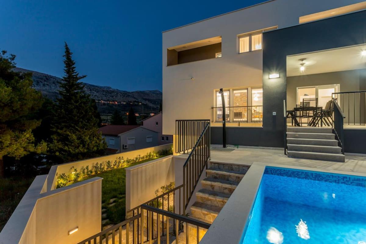 Photo 55
