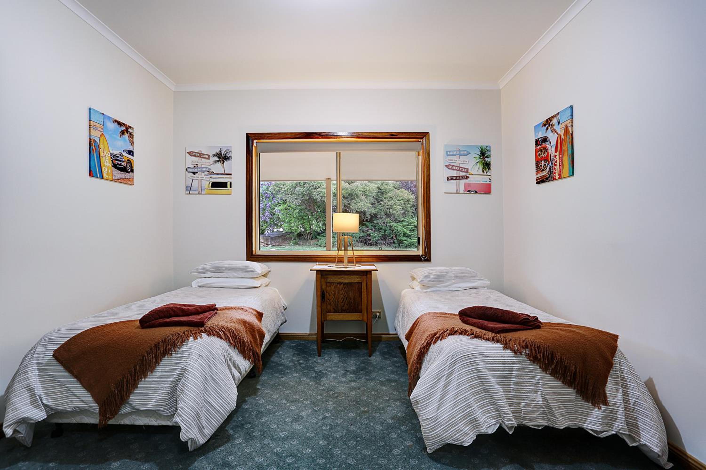 Farm Stay & Iconic Water Views - 32 Zachary Drive