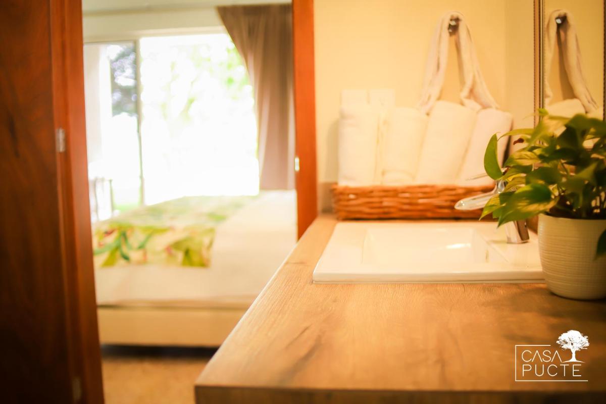 Hotel Casa Pucté Bacalar - Image 1