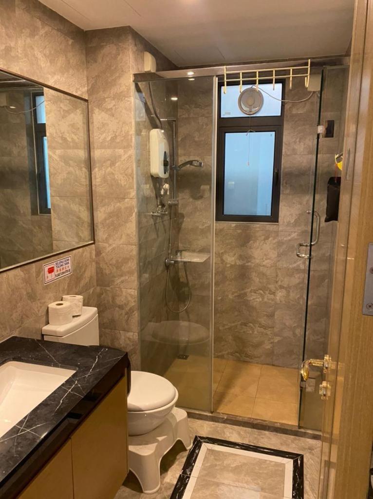 JB City CIQ-R&F Shopping Mall Apartment