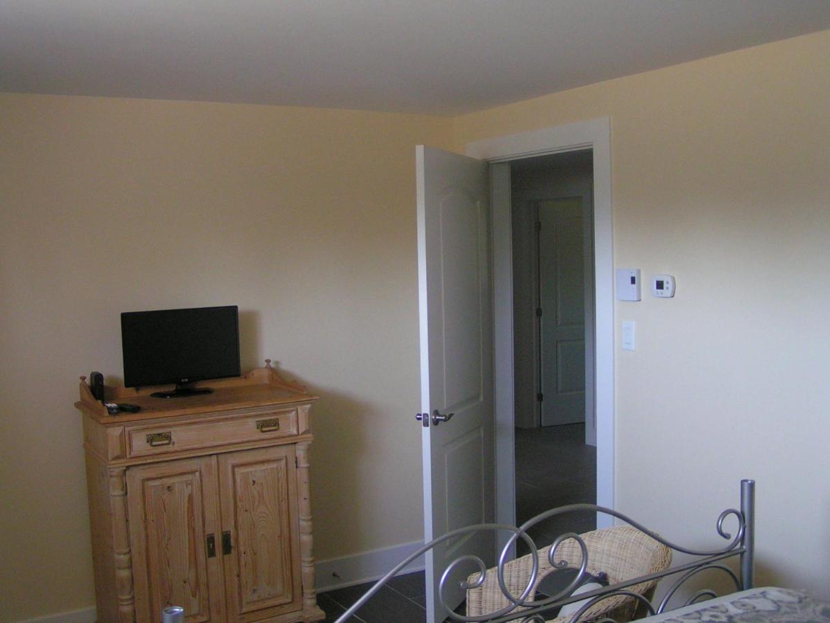 Nowak's Own B&B