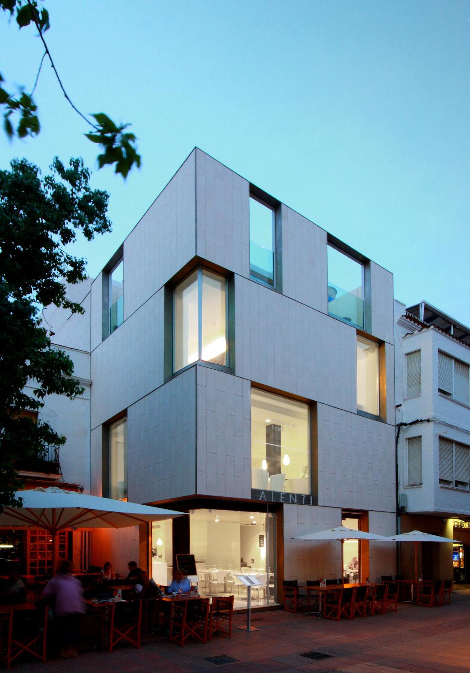Hotel Alenti Sitges Hotel - Image 1