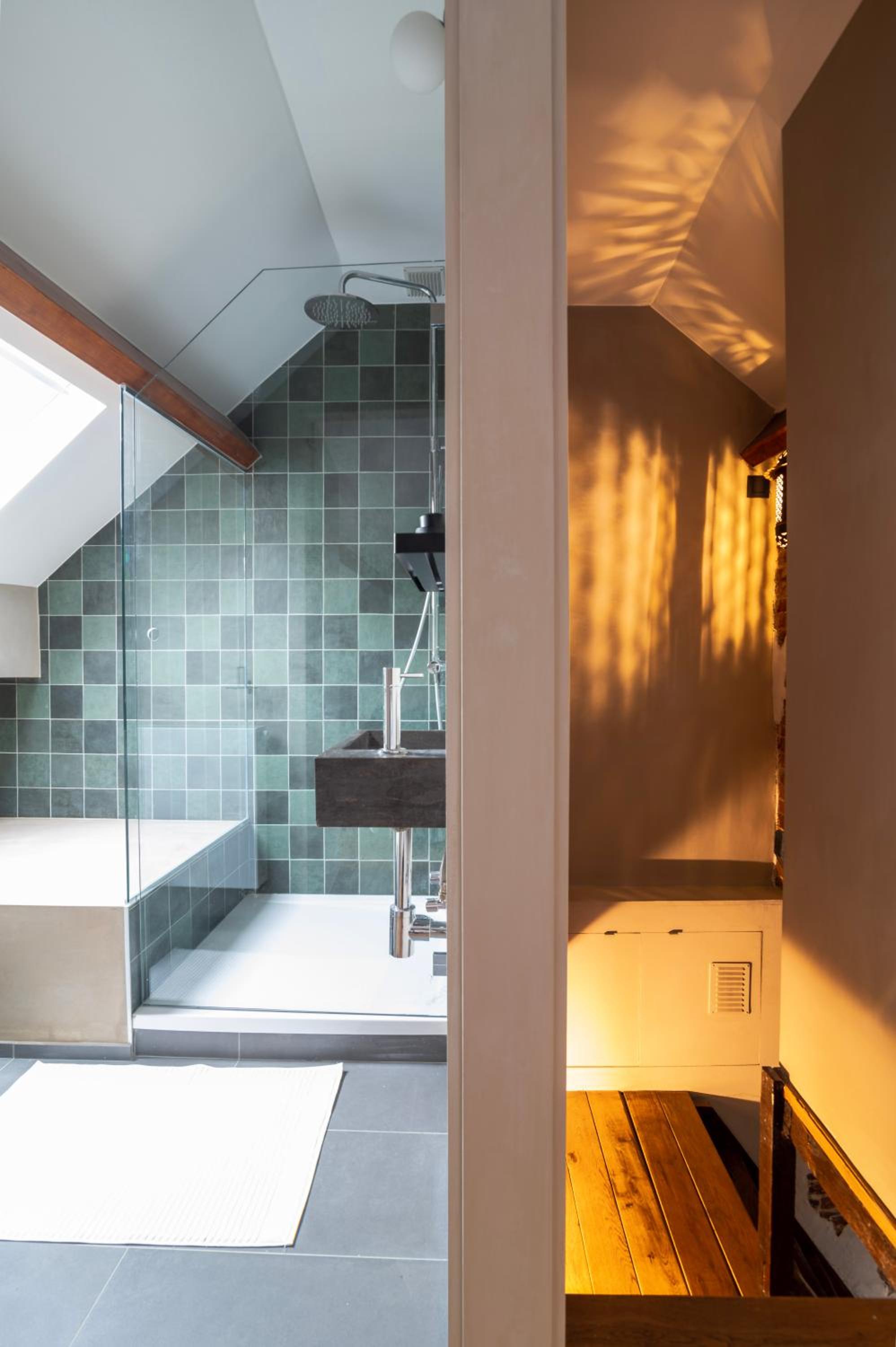 Lovely triplex in the heart of Le Sablon view 5