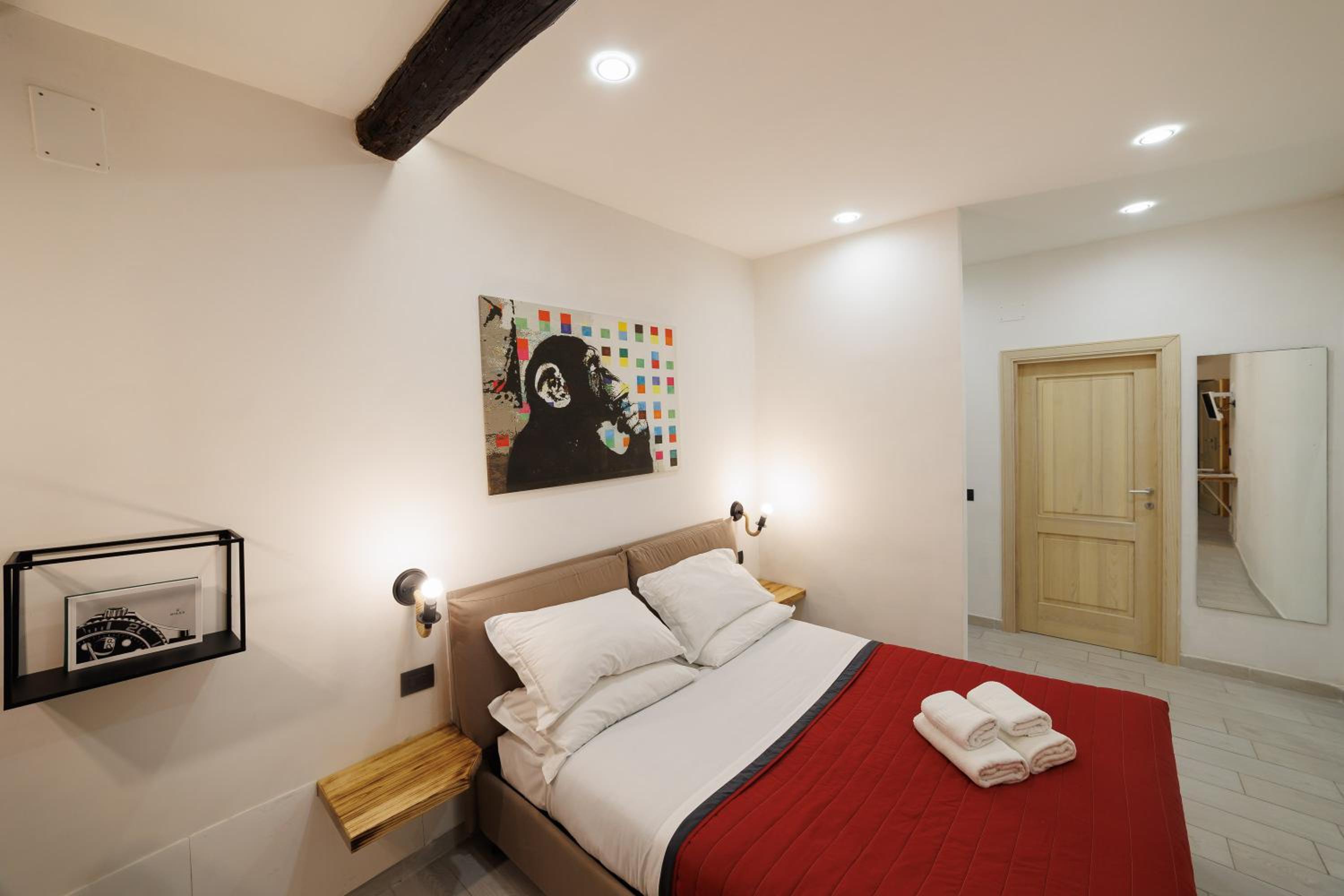 Legno Suite By HouseinNaples