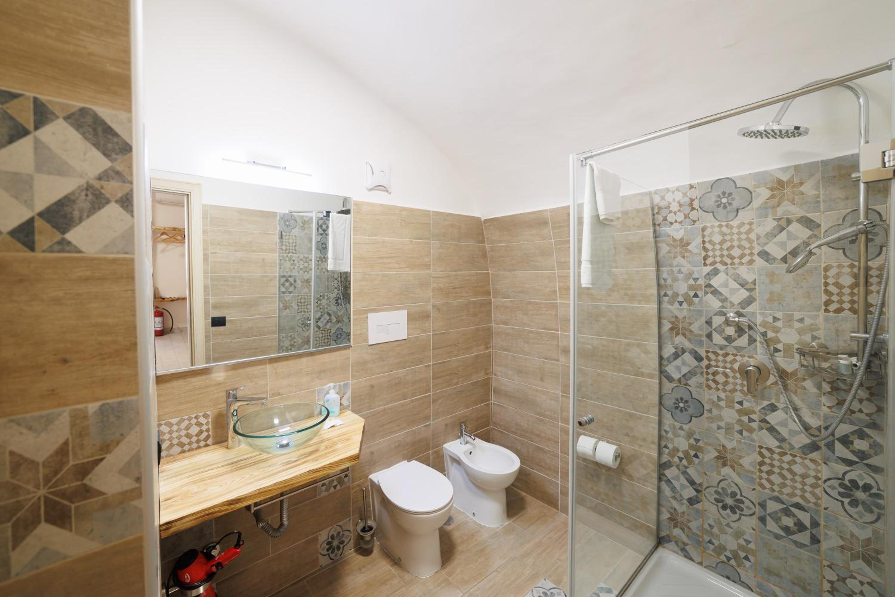Legno Suite By HouseinNaples