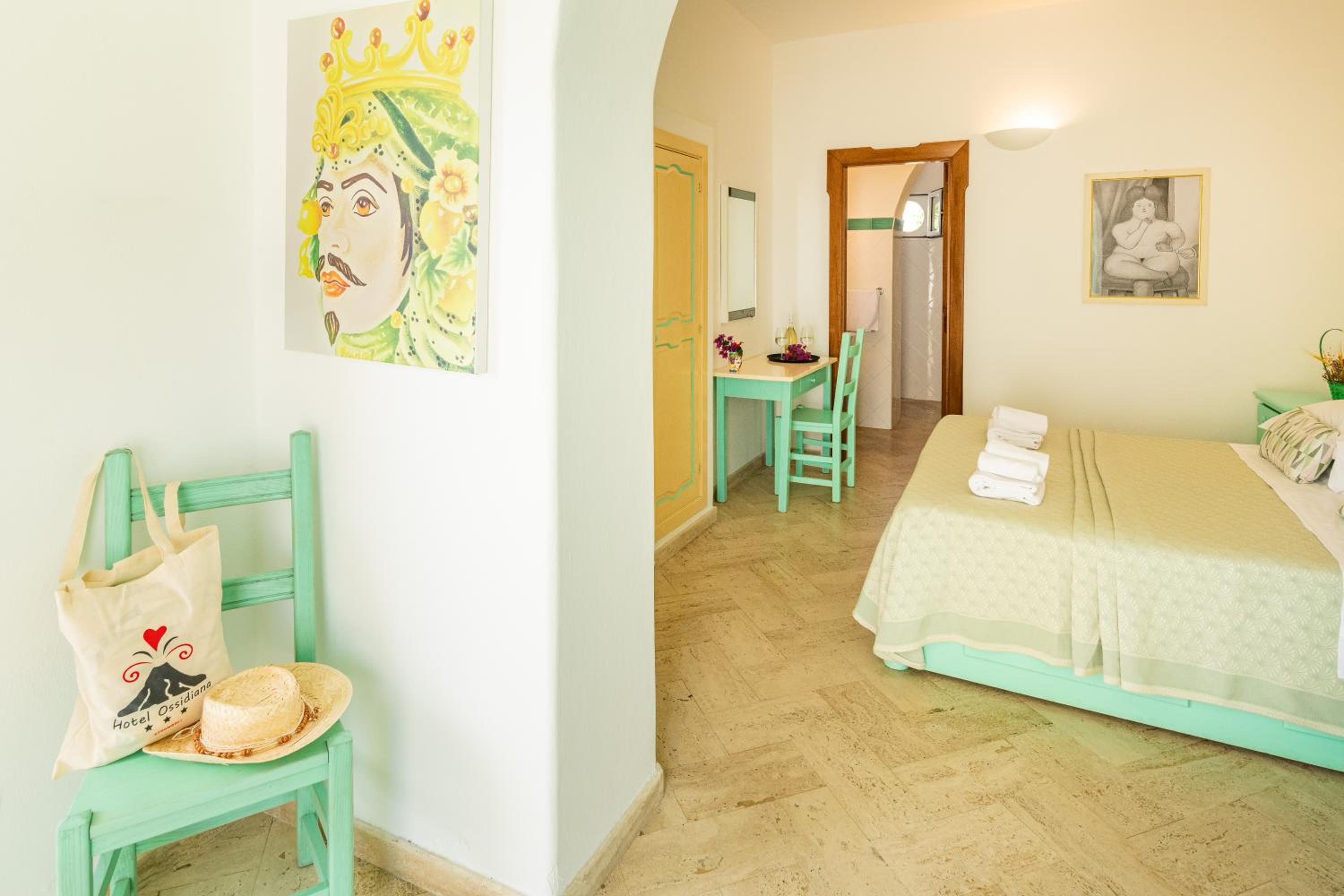 Stromboli Suite Apartment with Terrace Volcano & Sea view photo 5