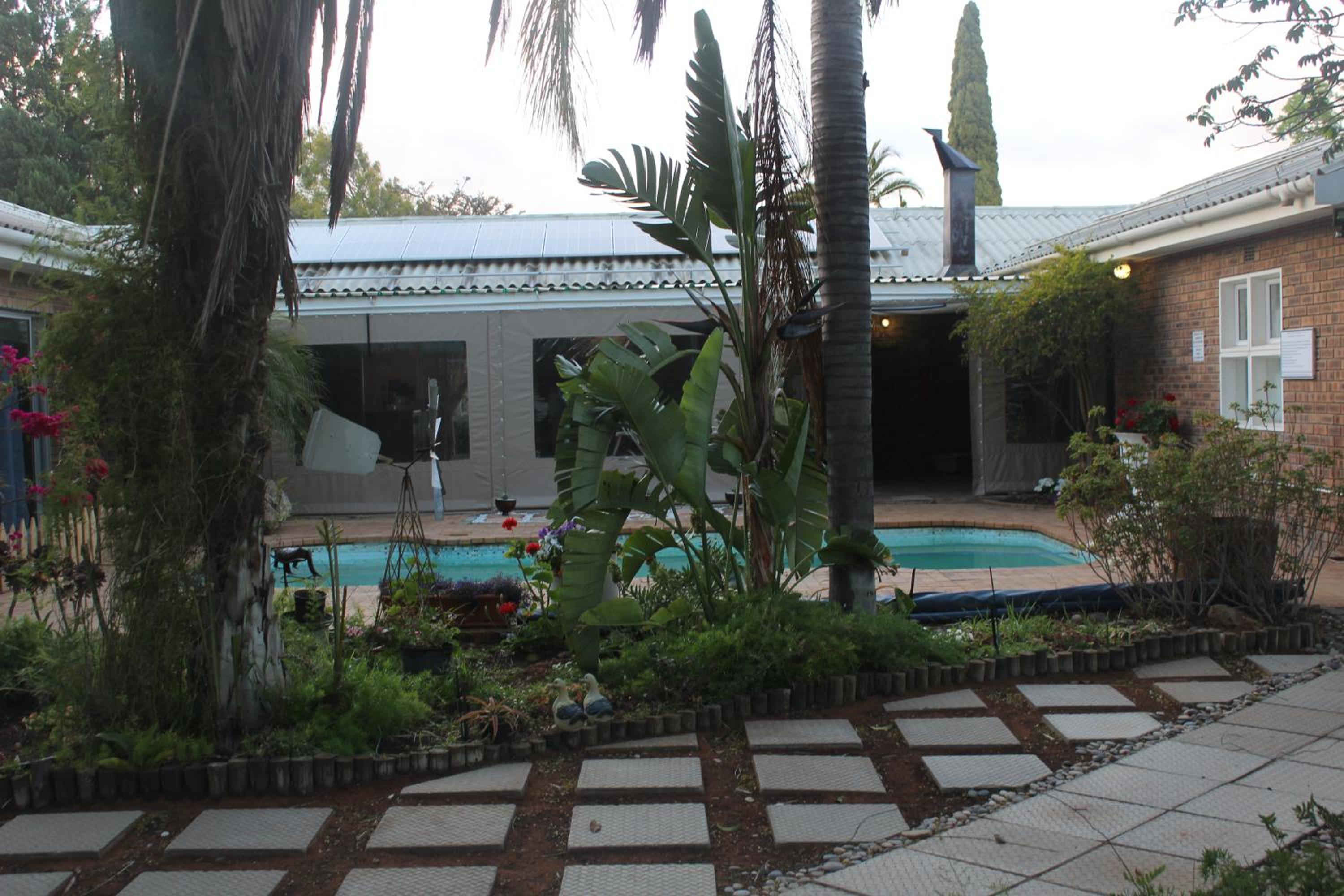 Photo 6