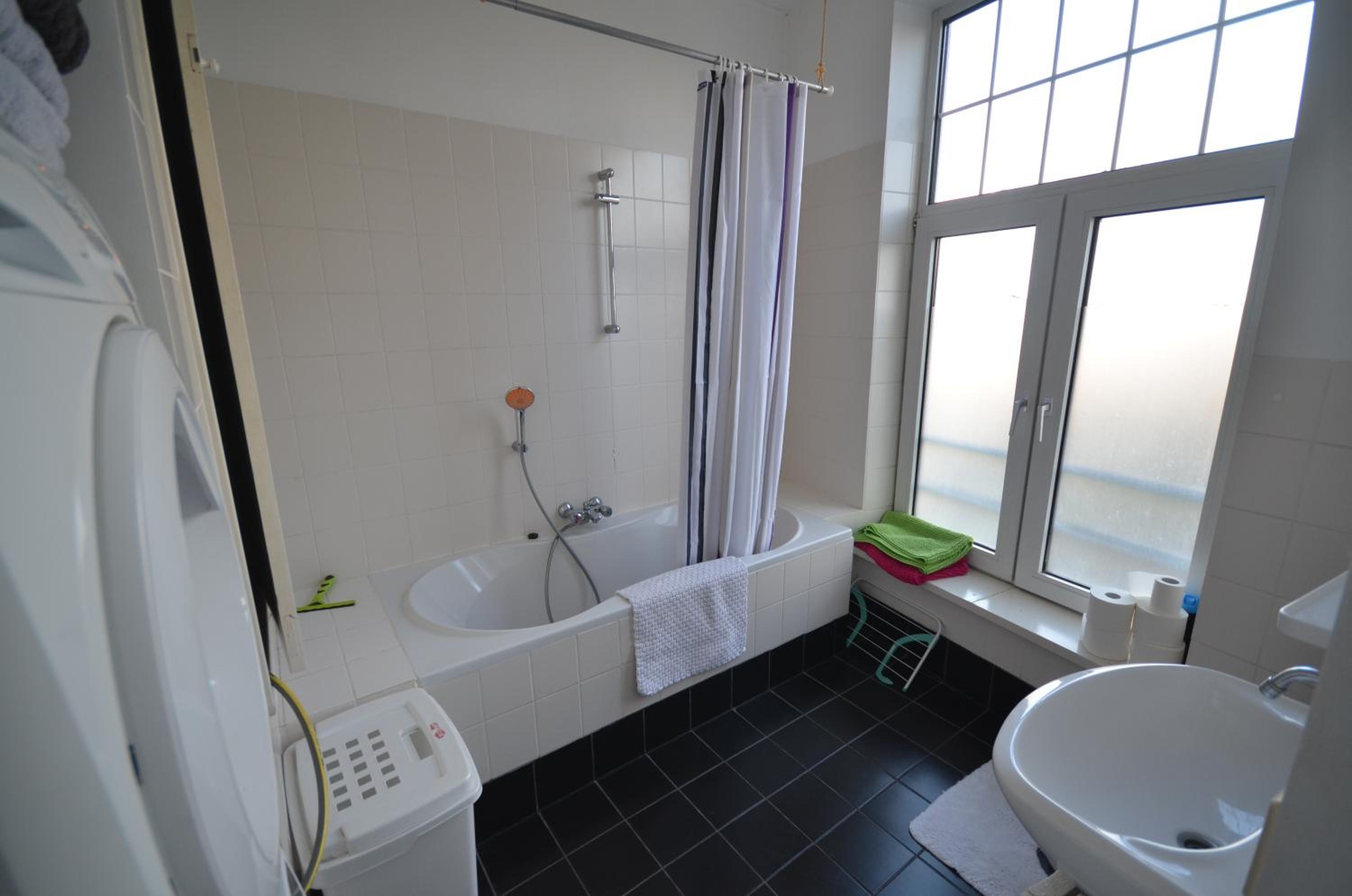 Fraai appartement direct aan zee op toplocatie. view 5
