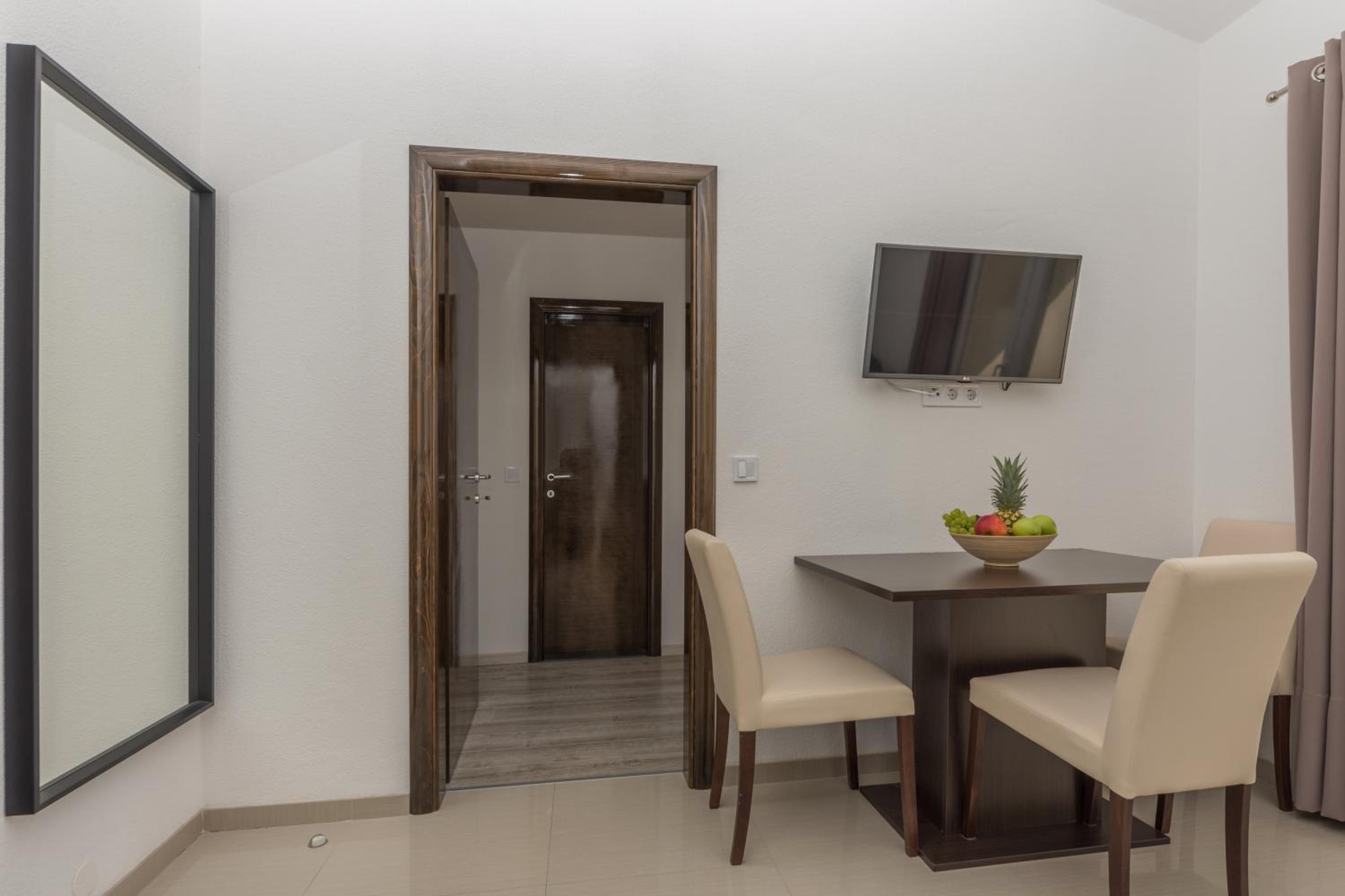 Bilin san apartments
